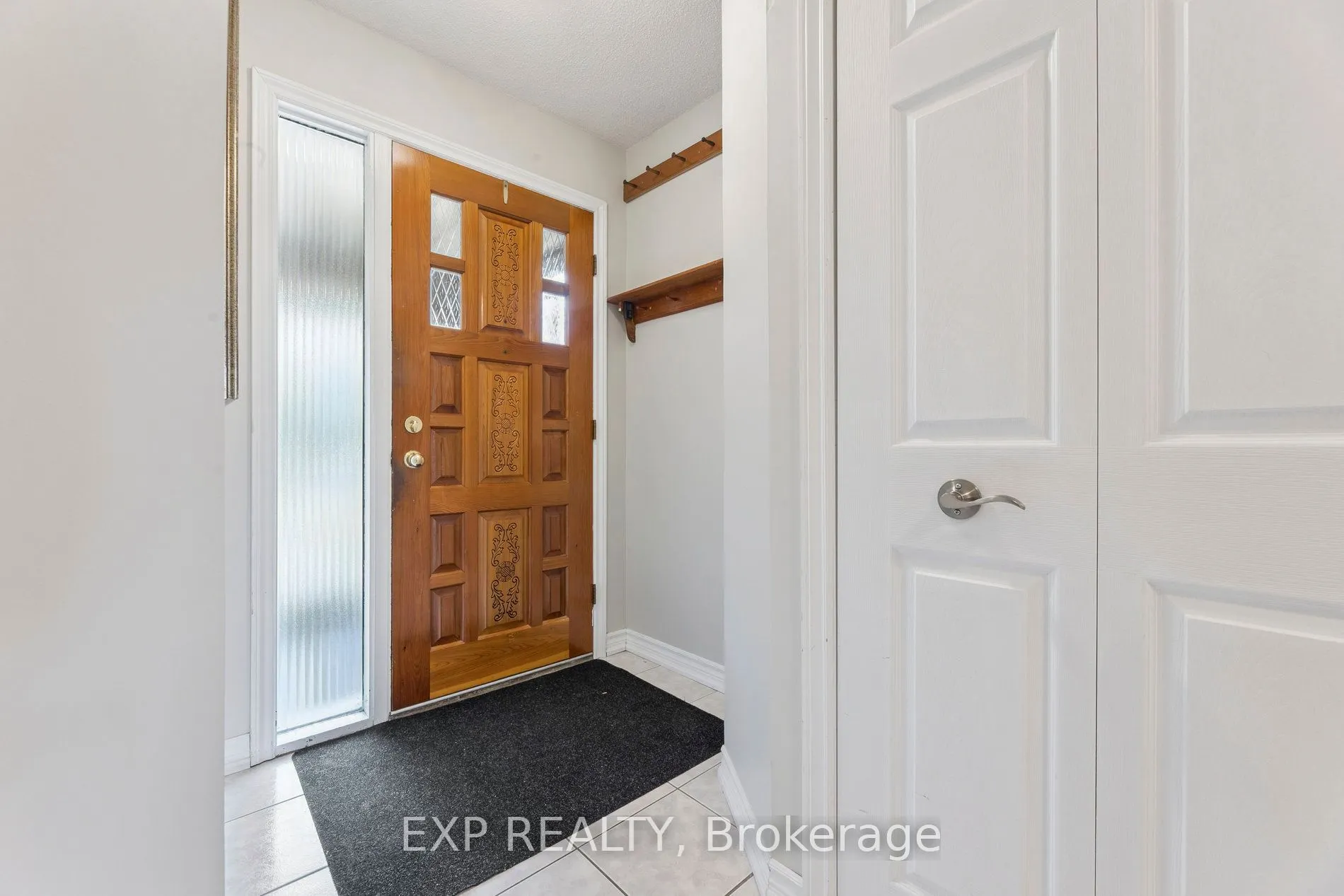 8 Martinet Street