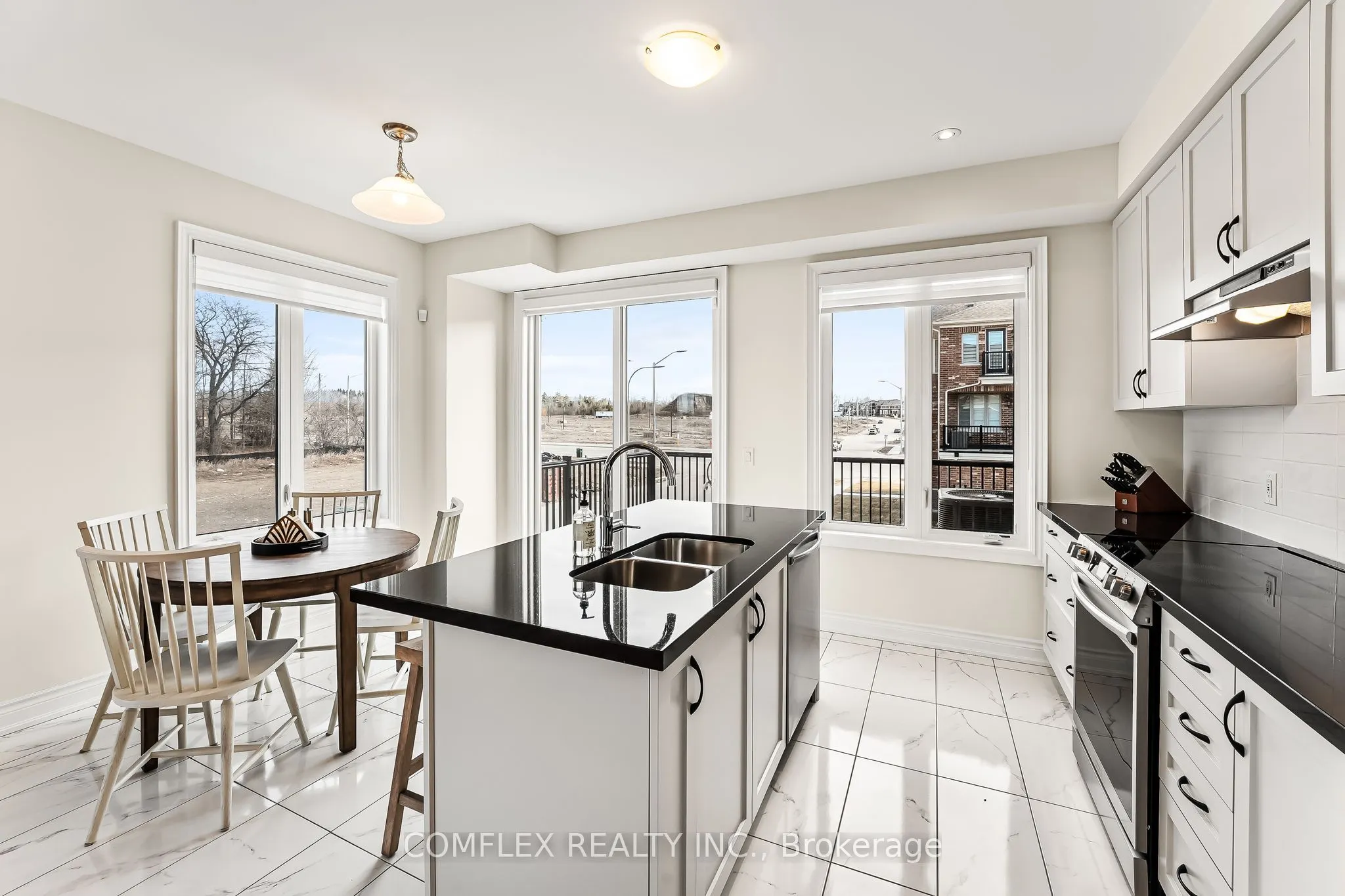 2832 Tippett Mews