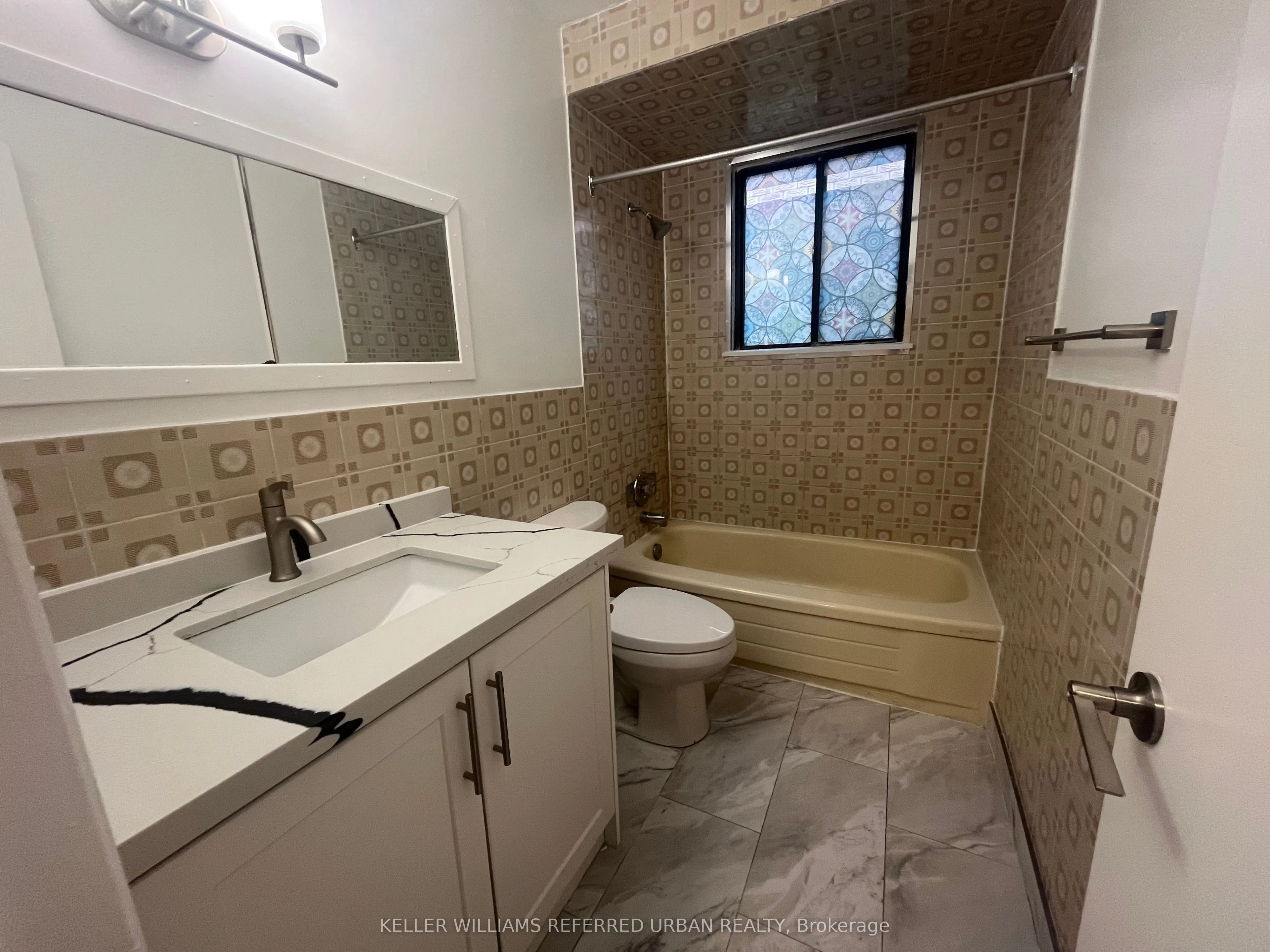 222 Mortimer Avenue, #Main