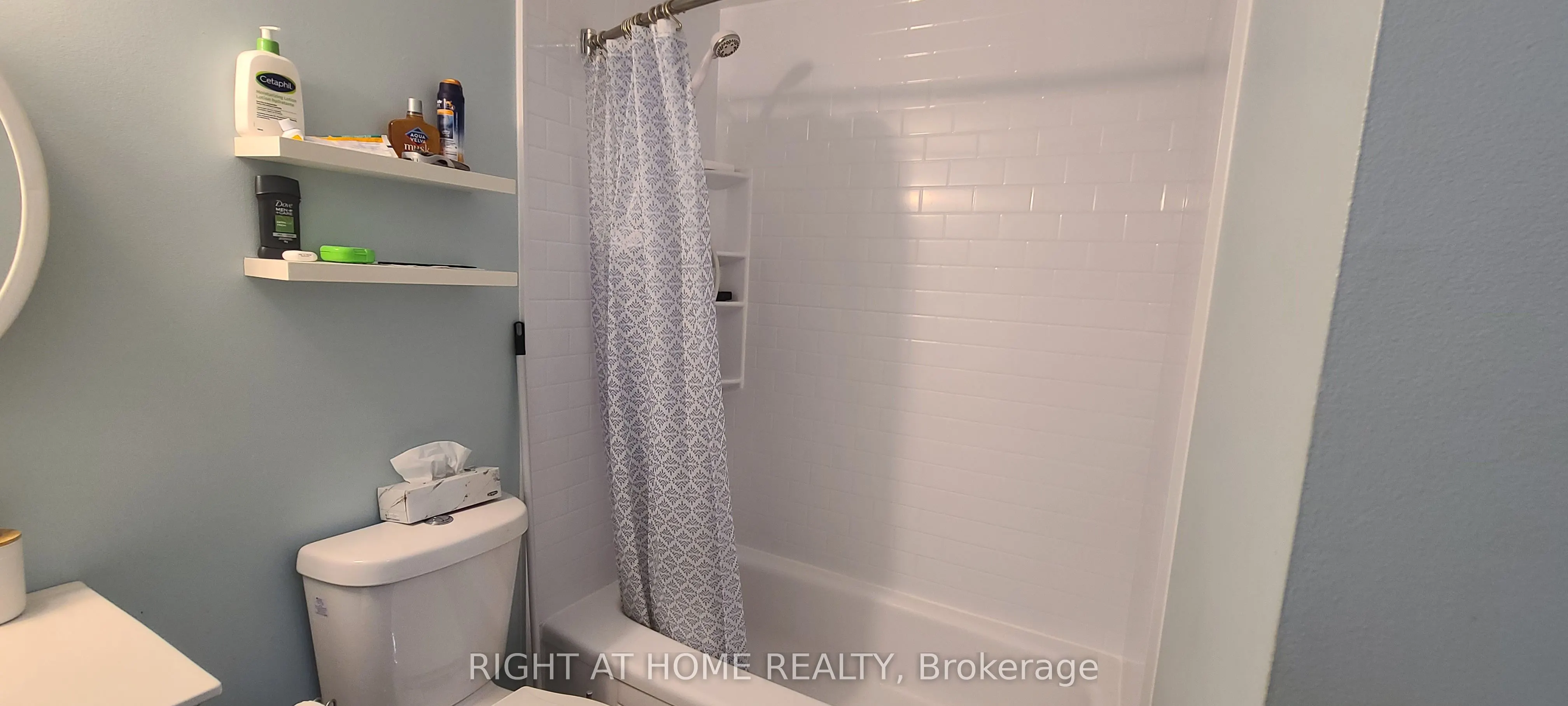 936 Glen Street, #414