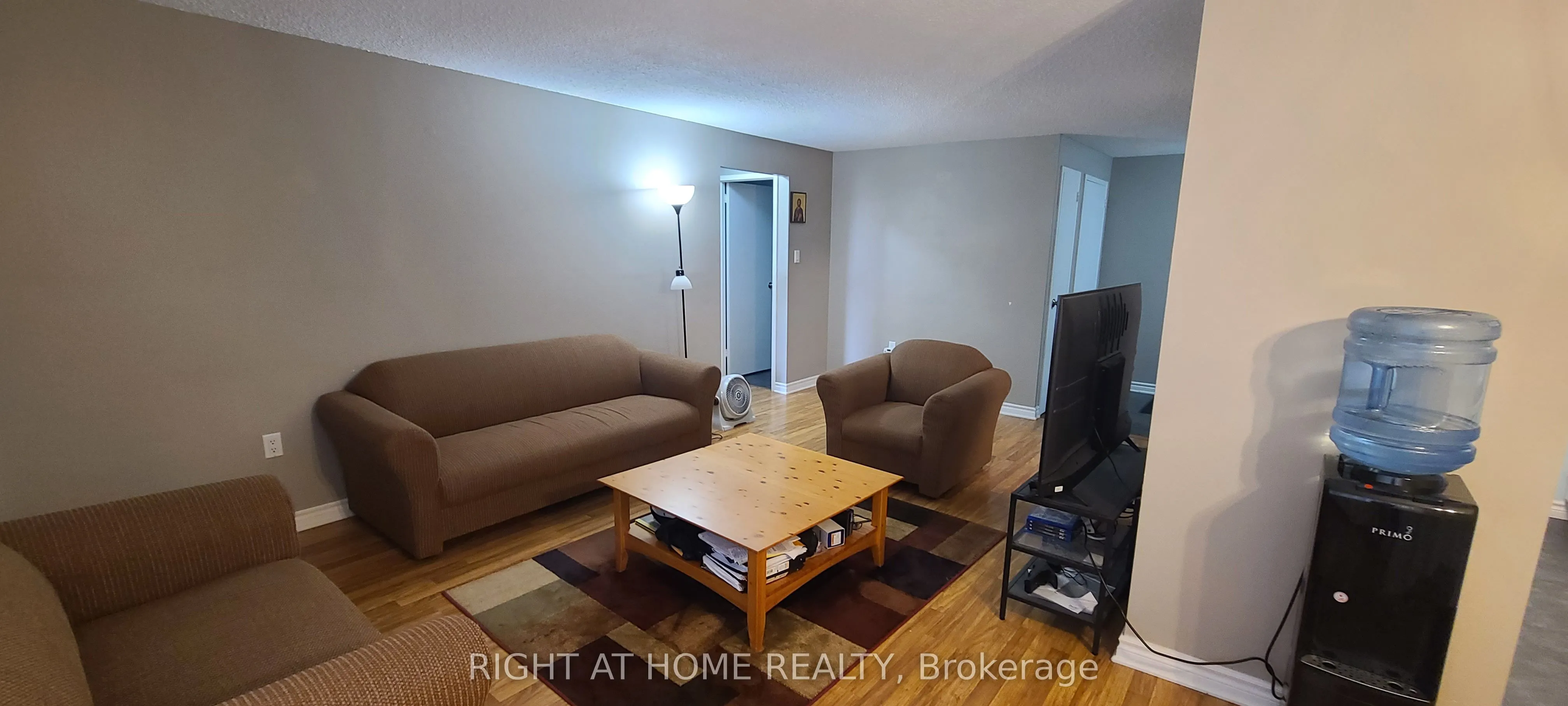936 Glen Street, #414