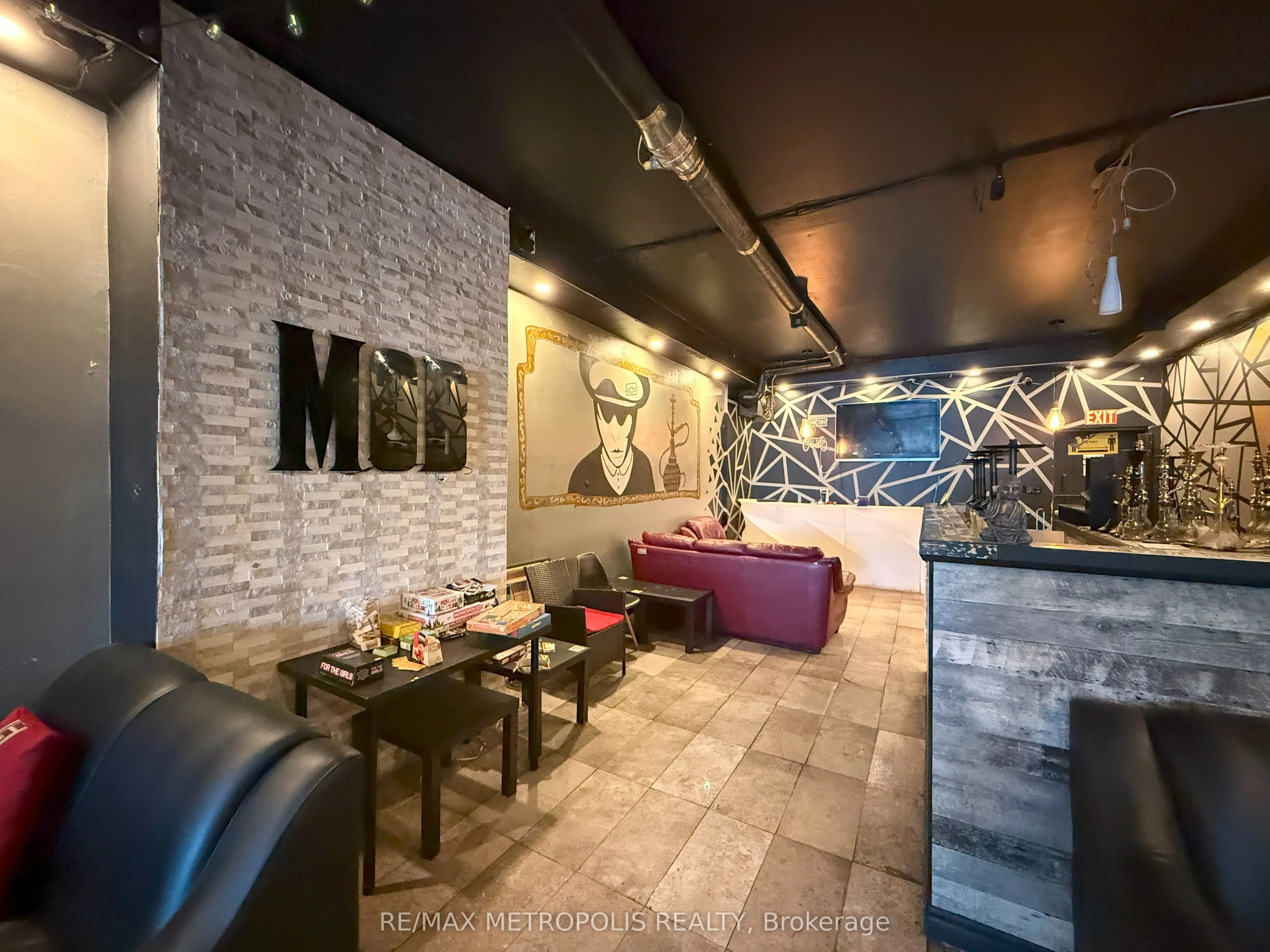 1235 Ellesmere Road