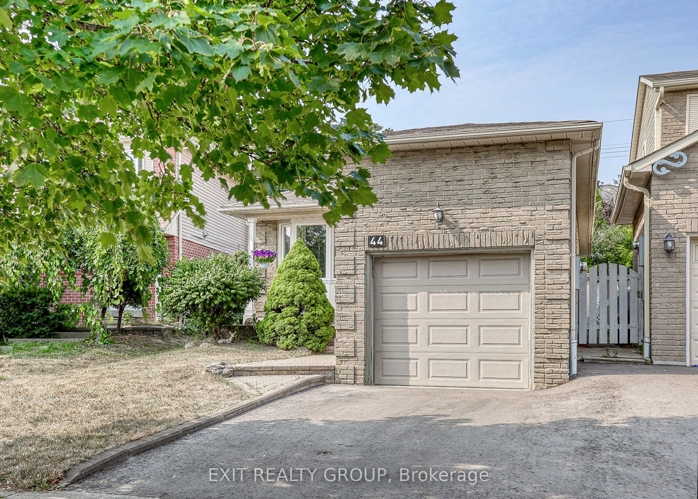 44 Angus Drive
