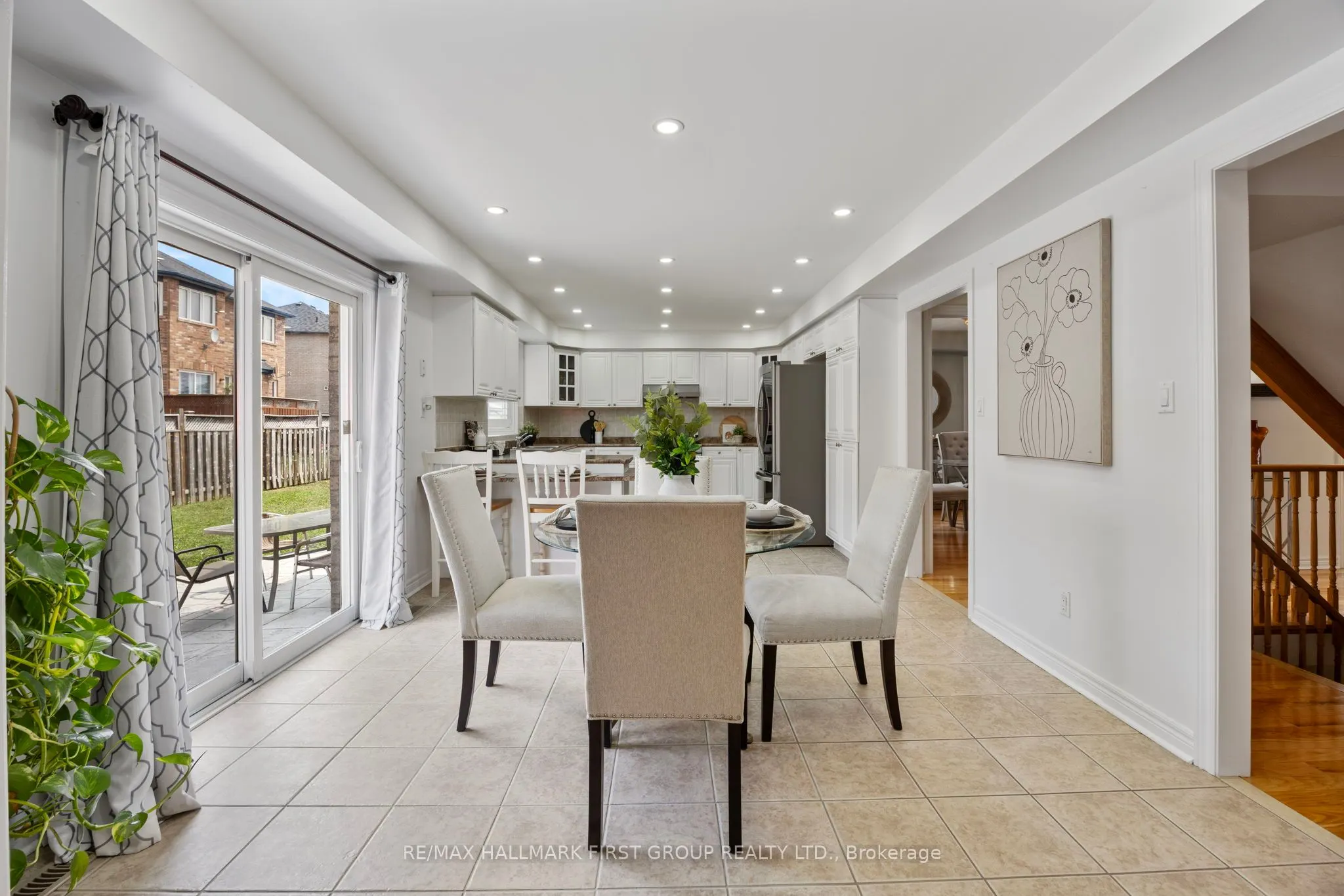19 Ballgrove Crescent