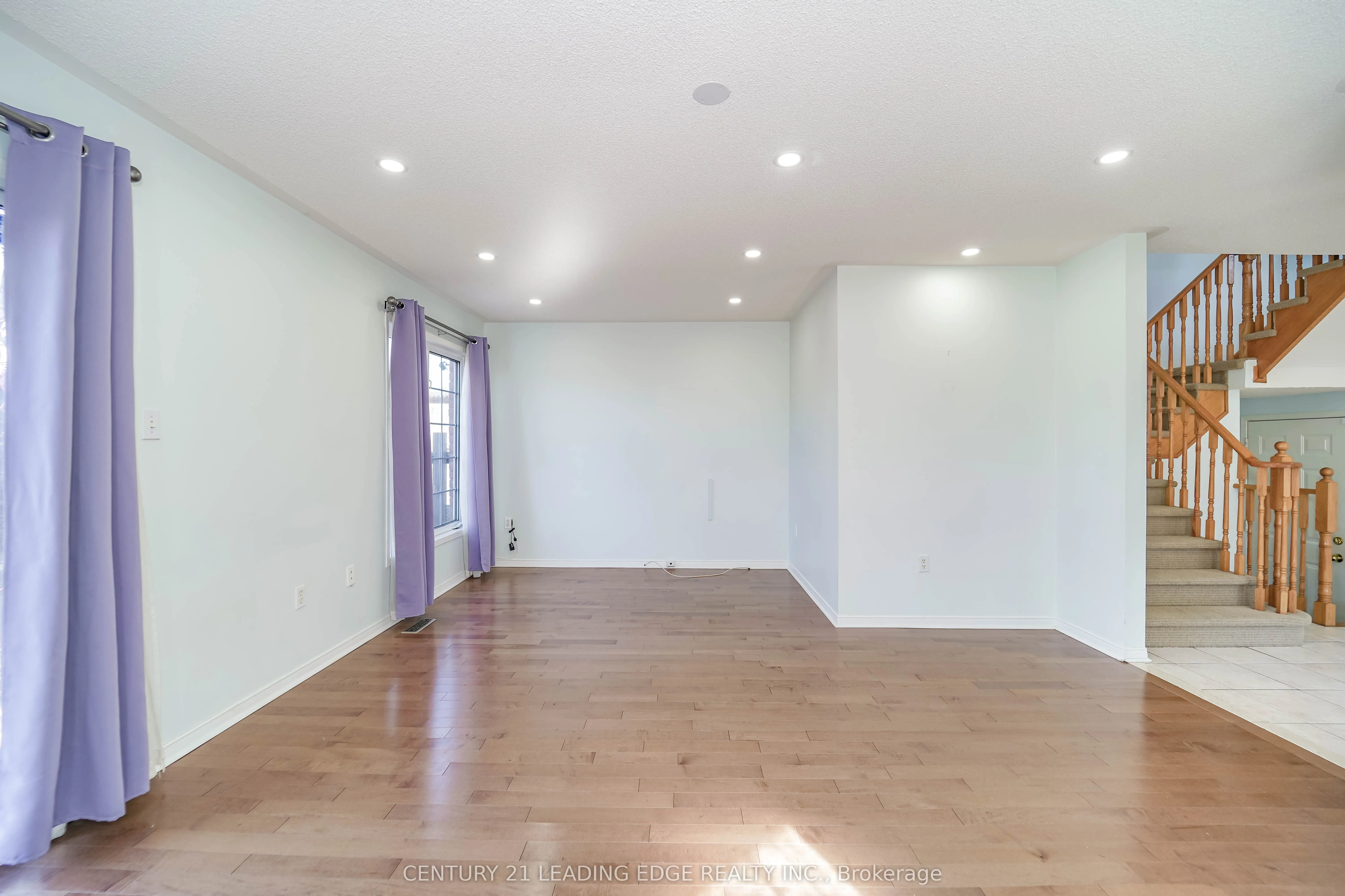 2 Oglevie Drive