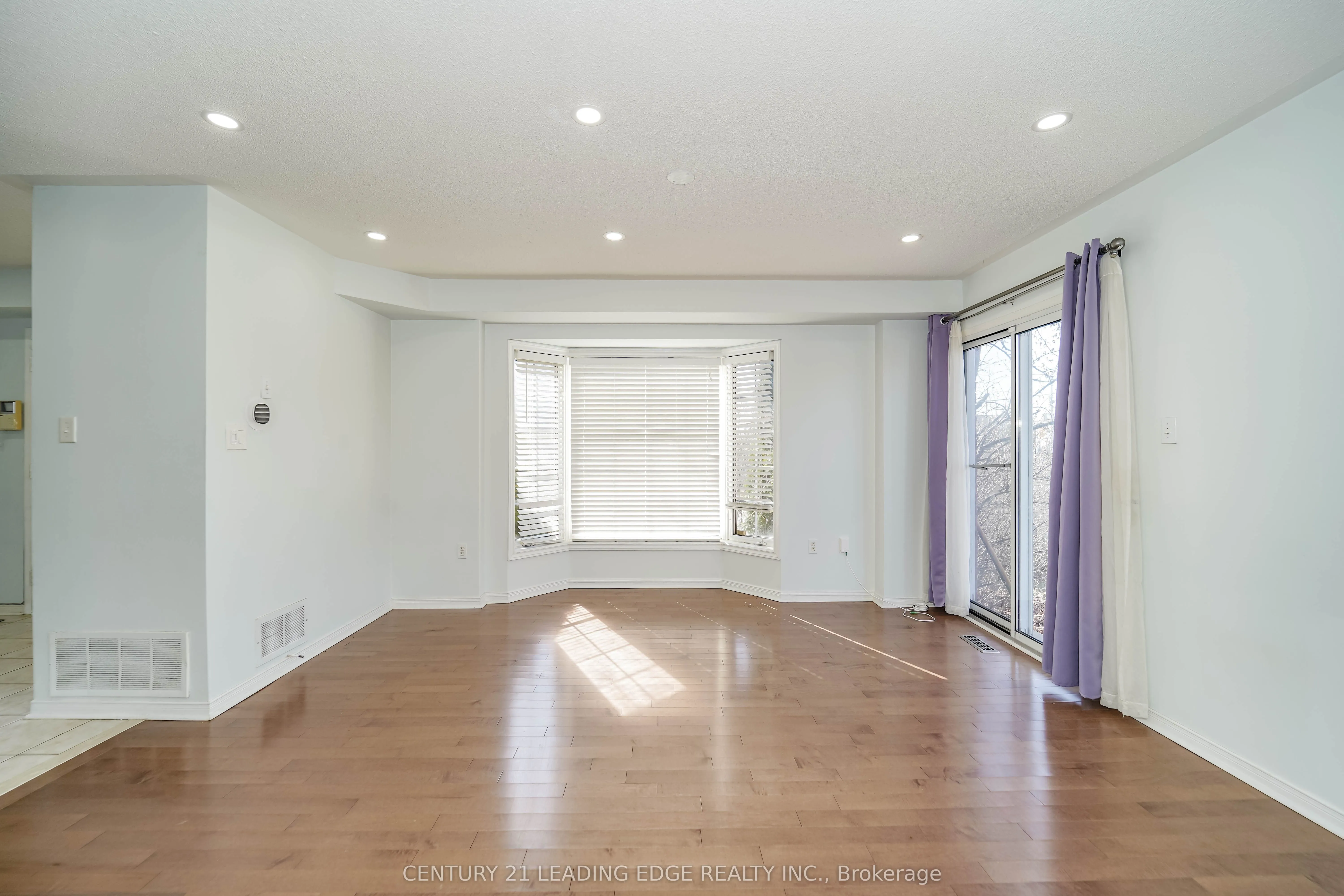 2 Oglevie Drive