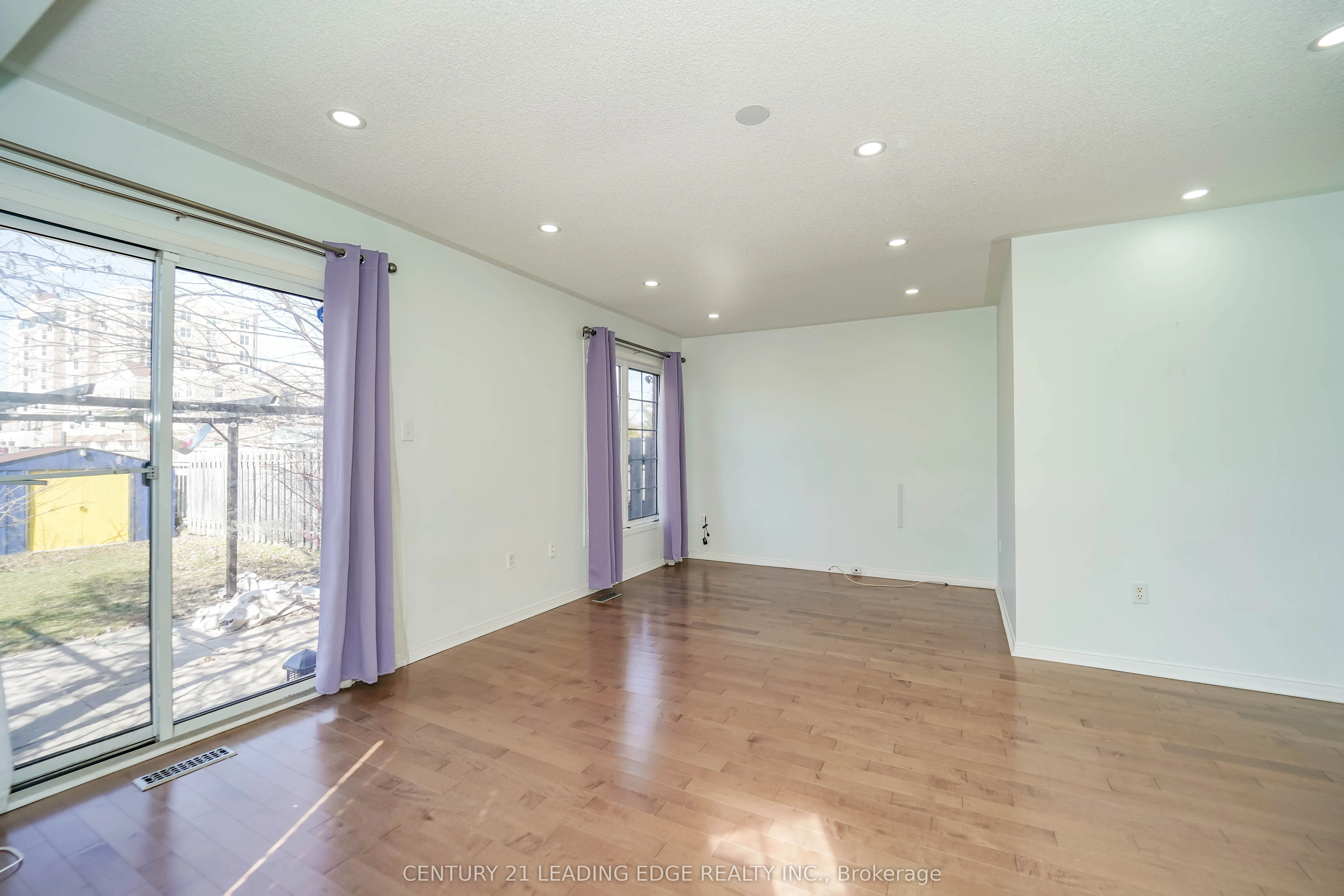 2 Oglevie Drive
