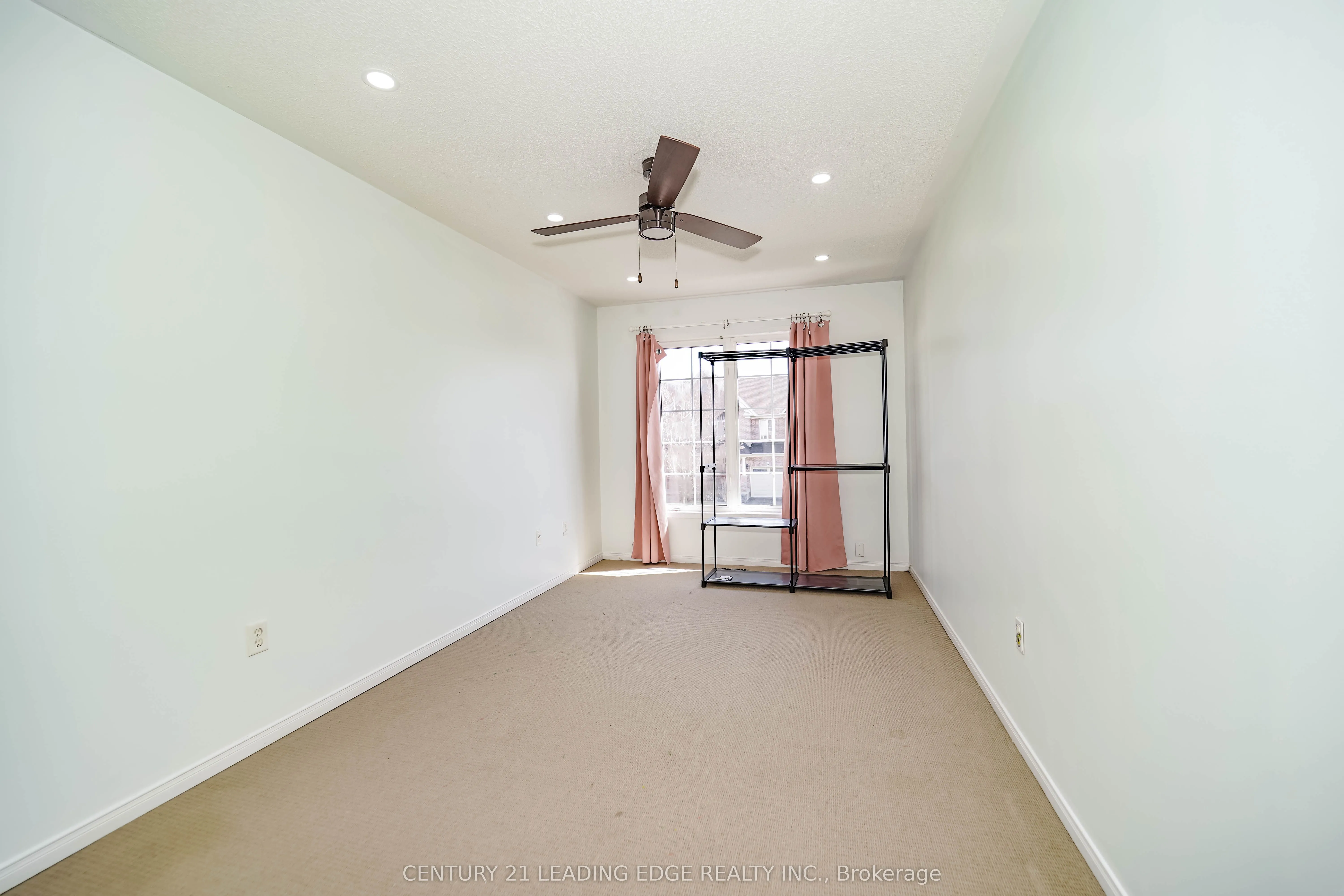 2 Oglevie Drive
