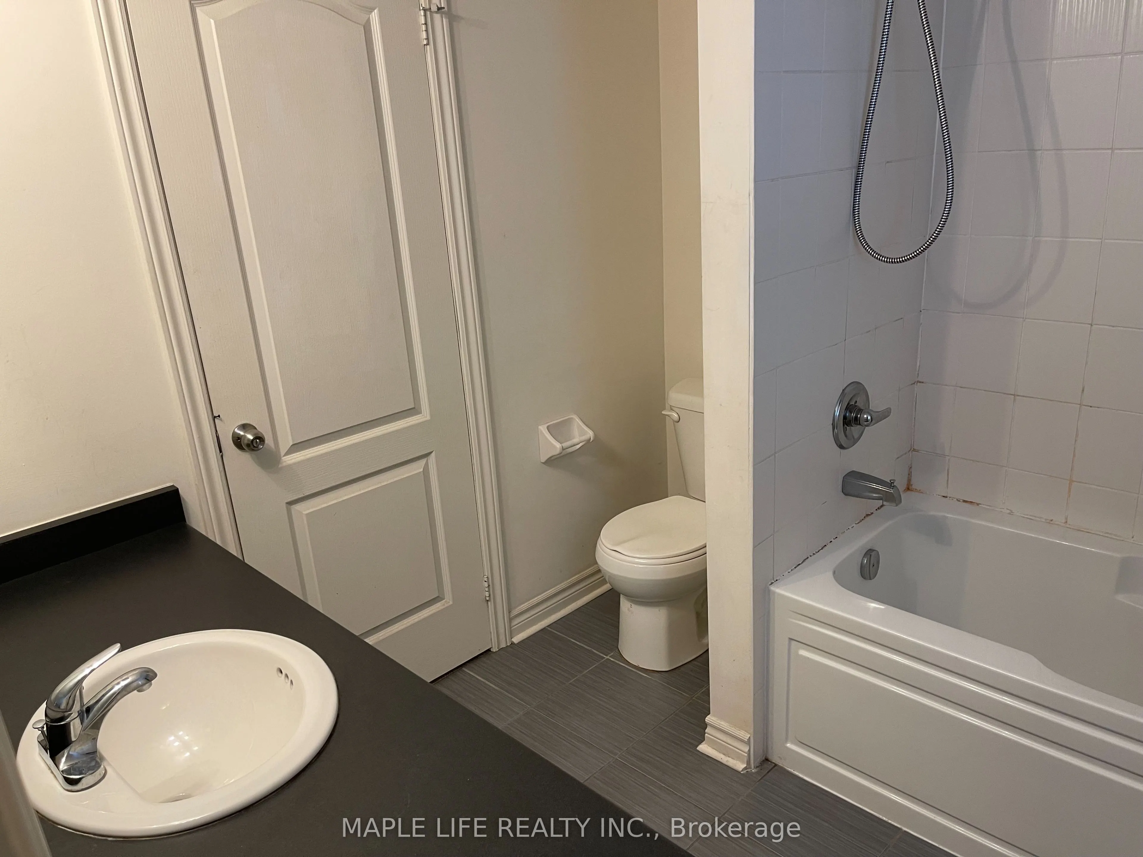 12 EATON PARK Lane E, #8