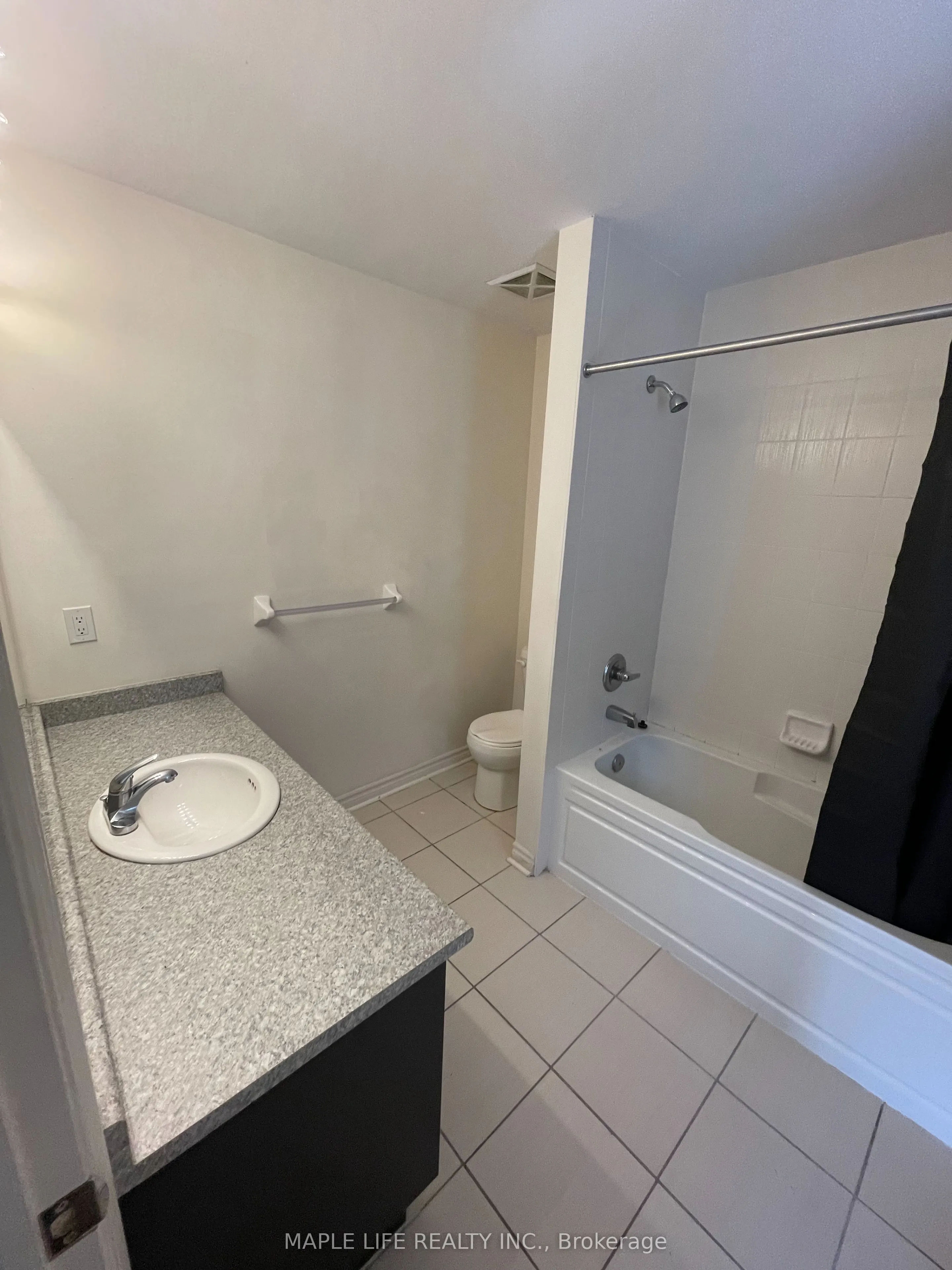 12 EATON PARK Lane E, #8
