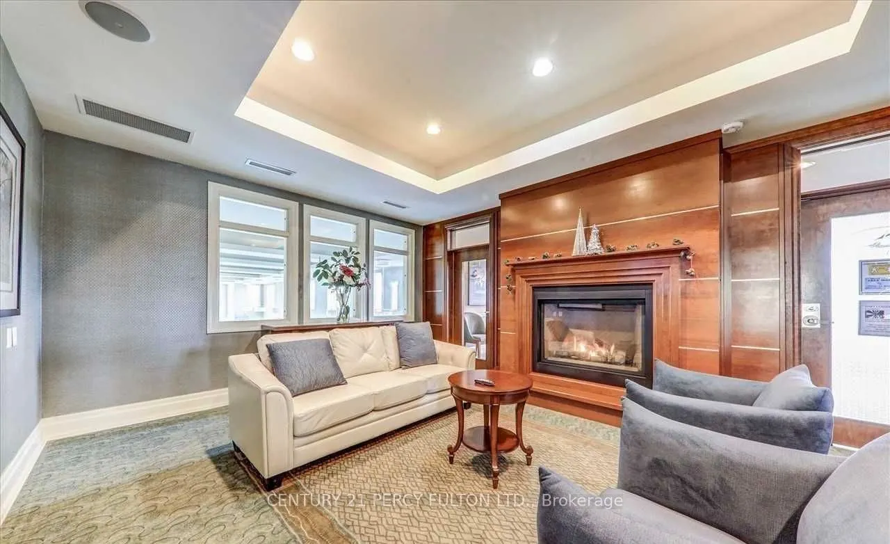 50 Lakebreeze Drive, #226