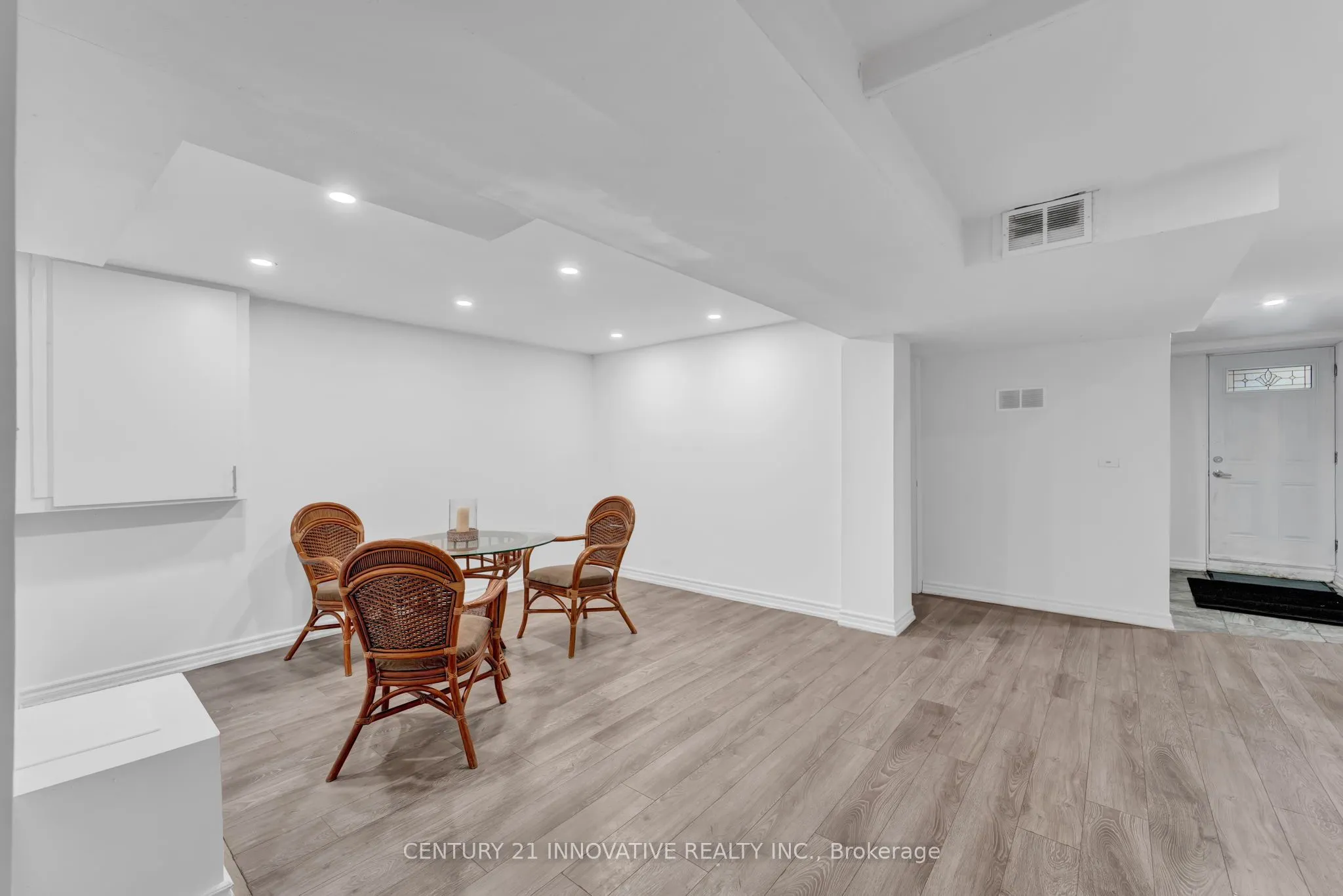 10 Blake Court