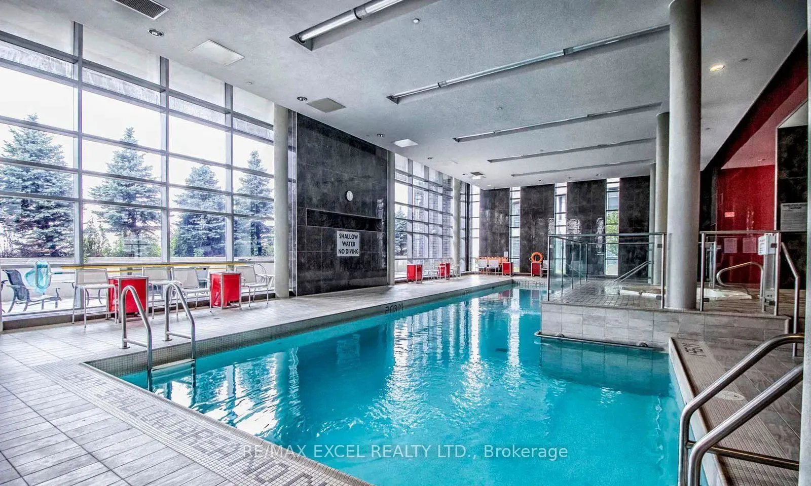 135 Village Green Square, #3516