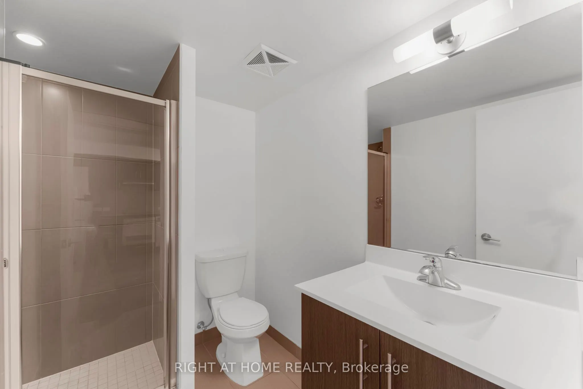 255 Village Green Square, #1501