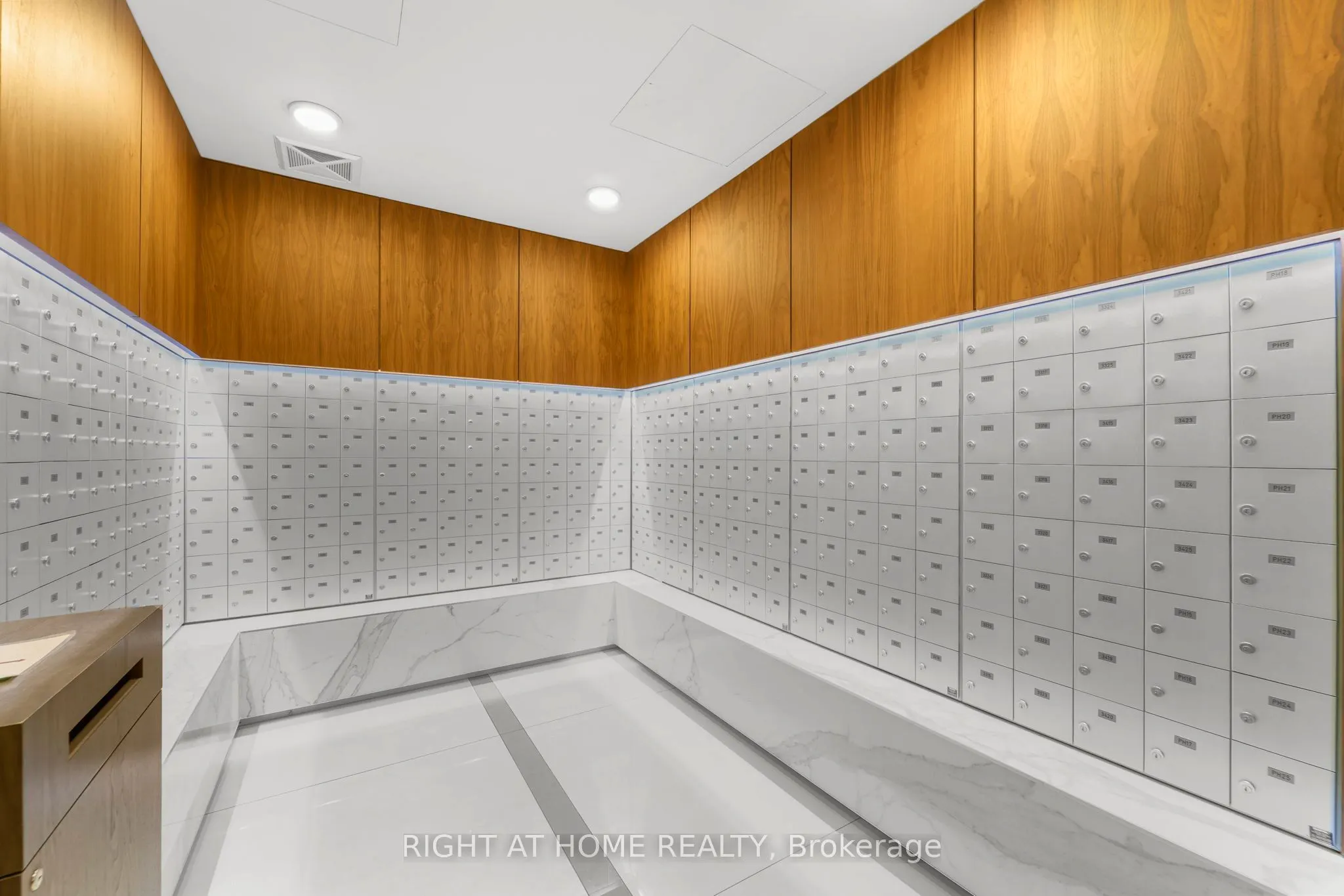 255 Village Green Square, #1501
