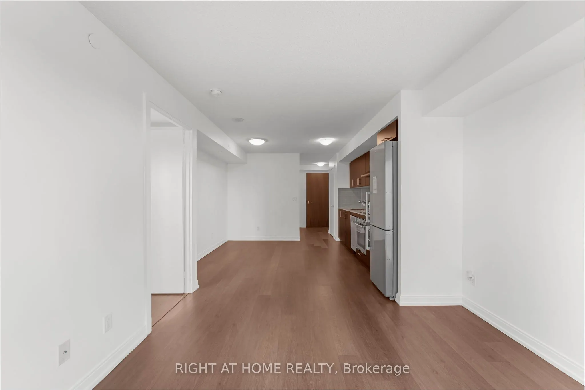255 Village Green Square, #1501