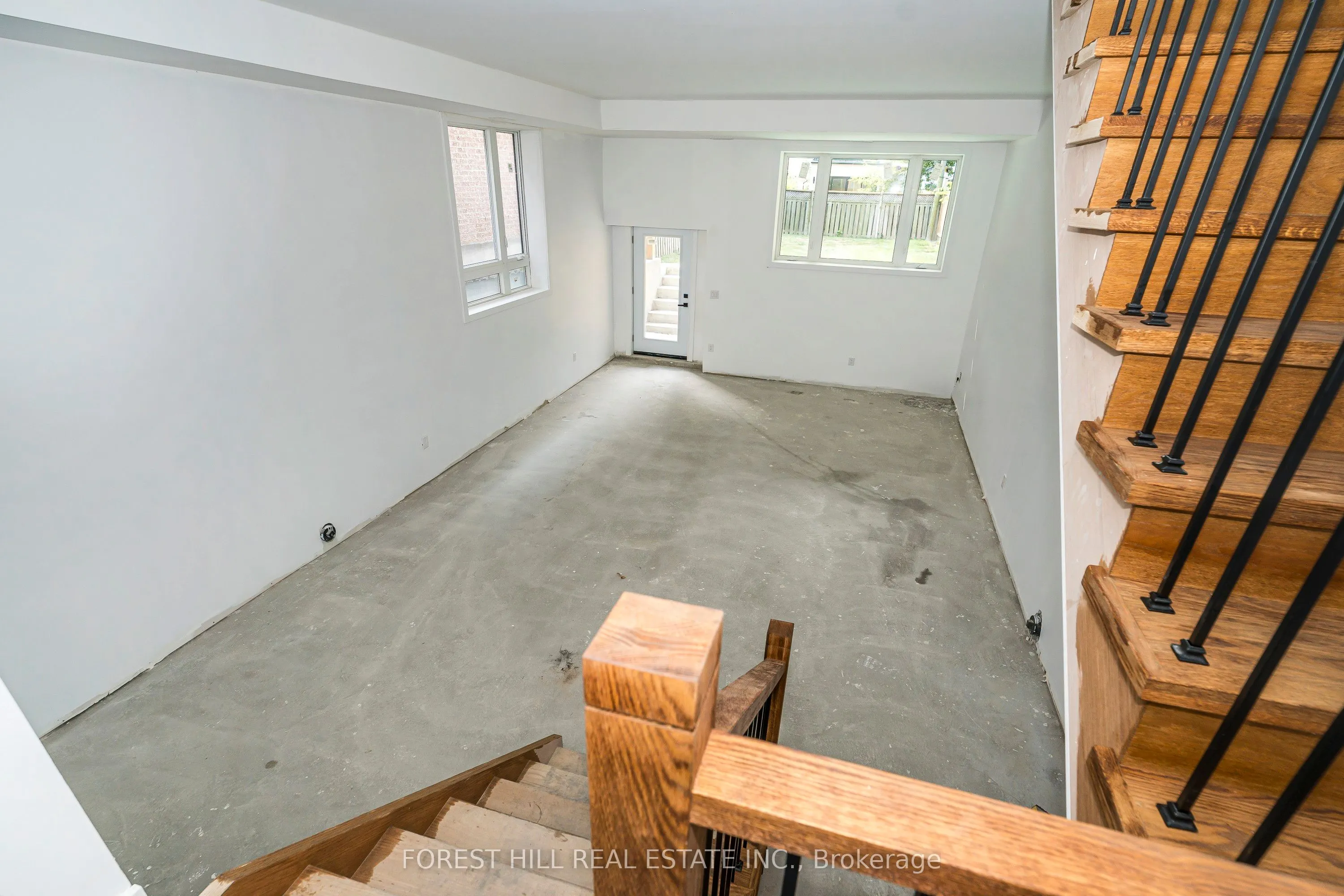 19 Simpson Avenue