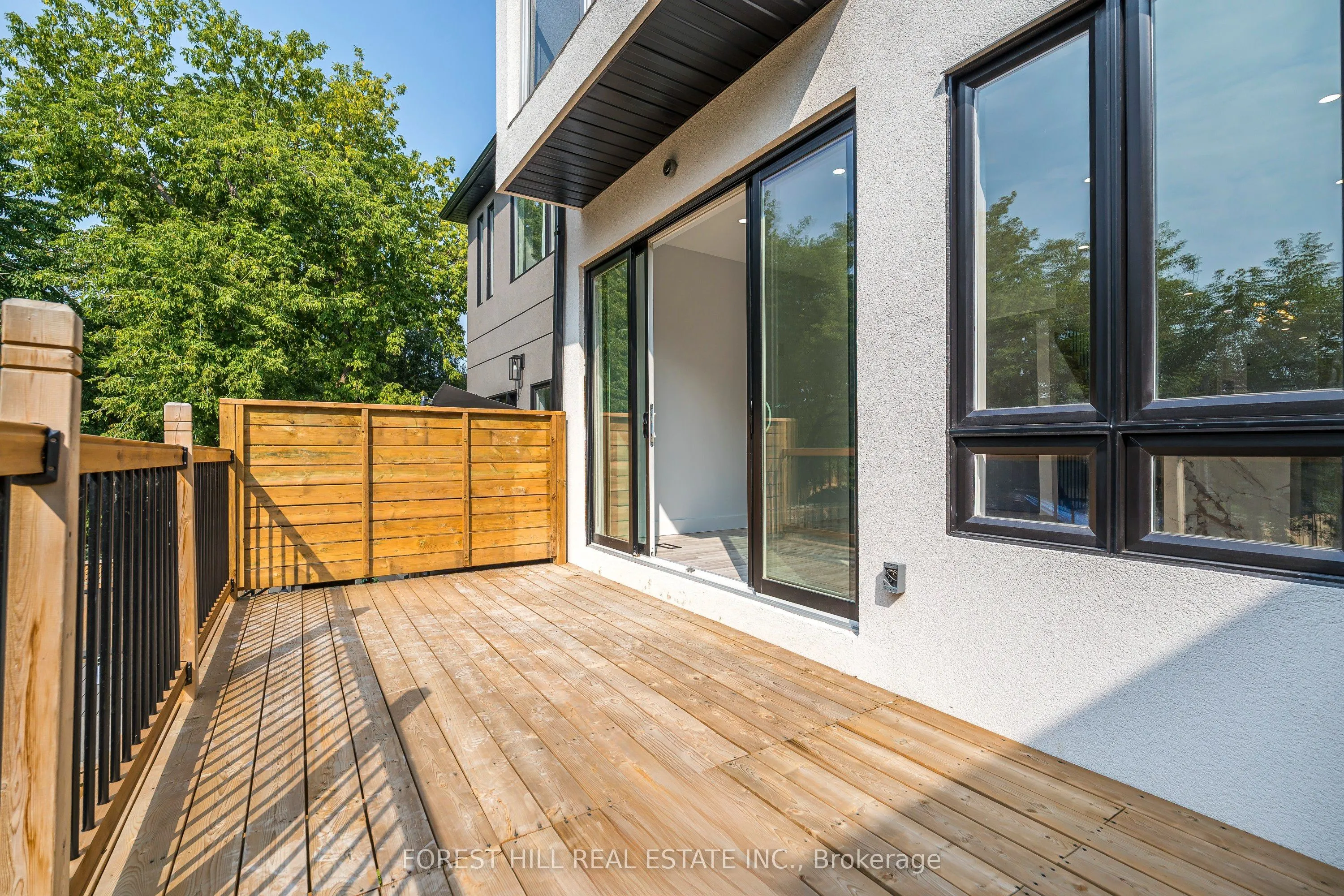 19 Simpson Avenue