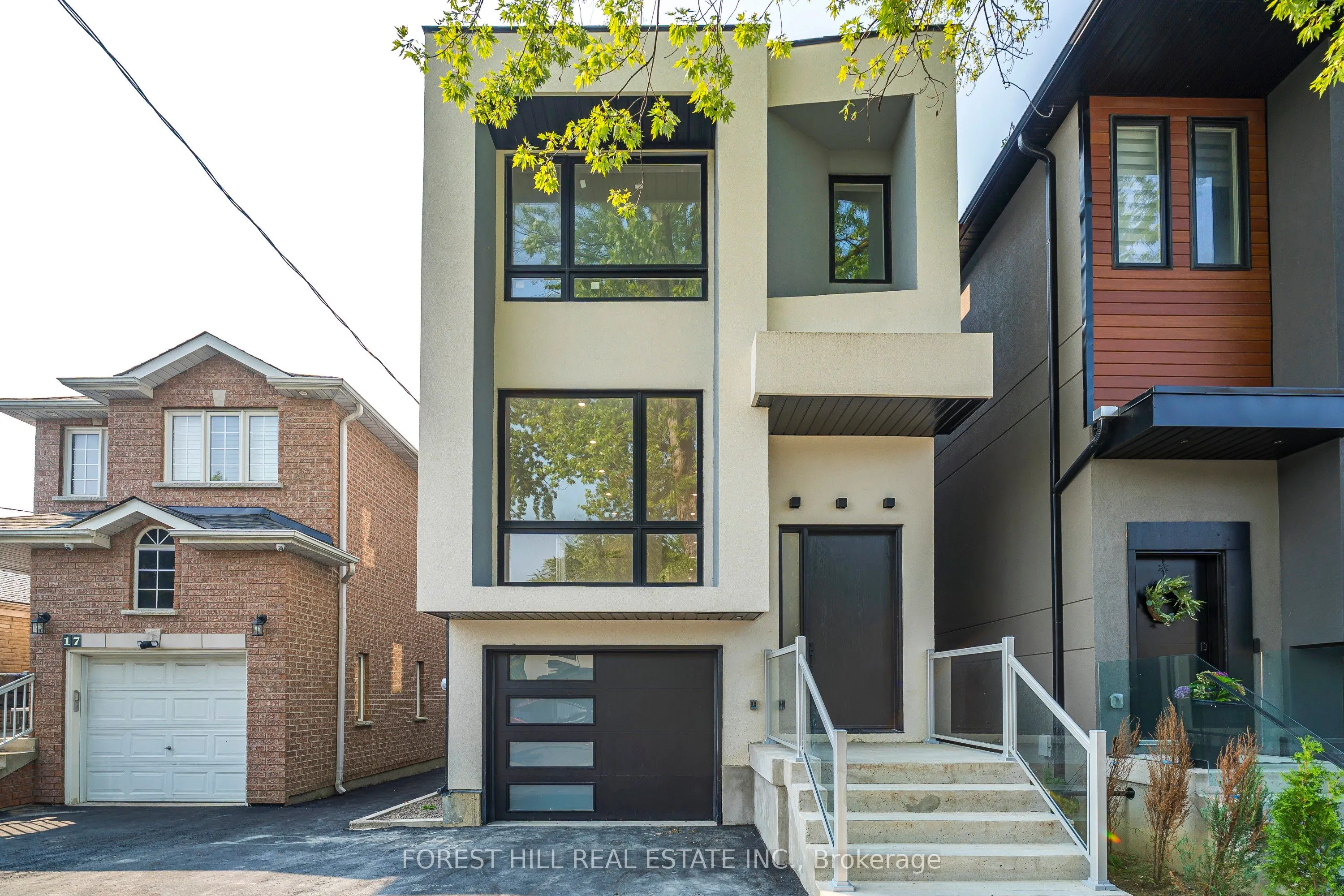 19 Simpson Avenue