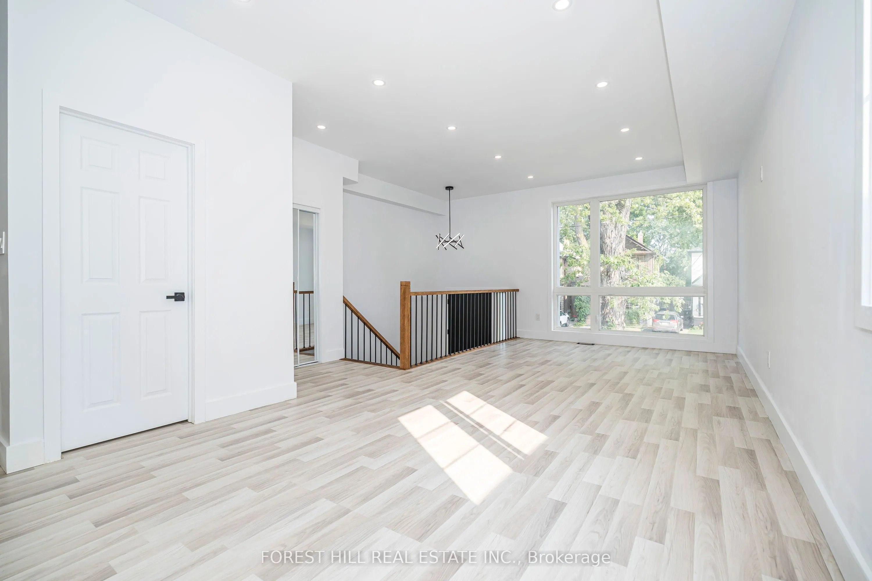 19 Simpson Avenue