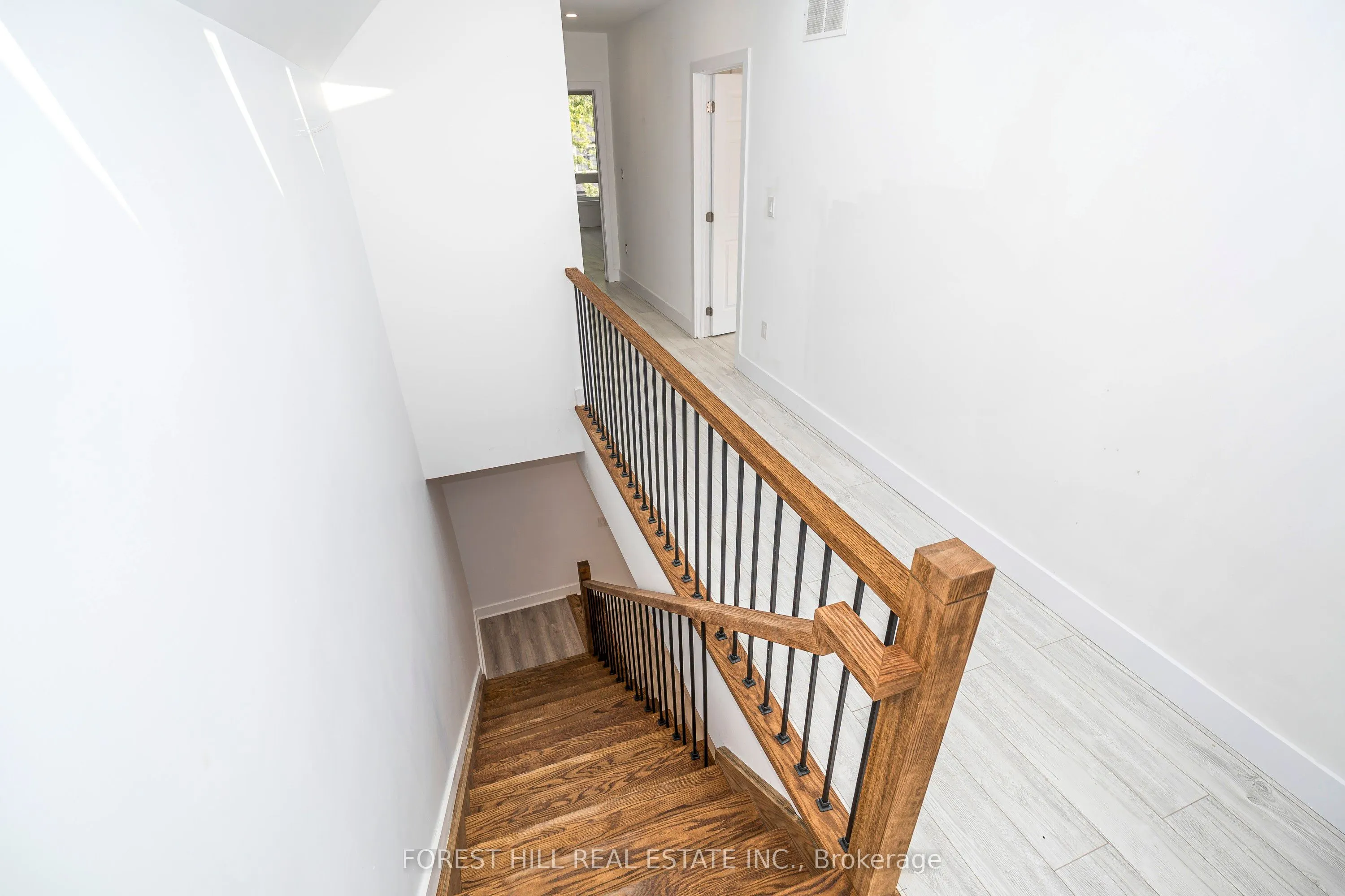 19 Simpson Avenue