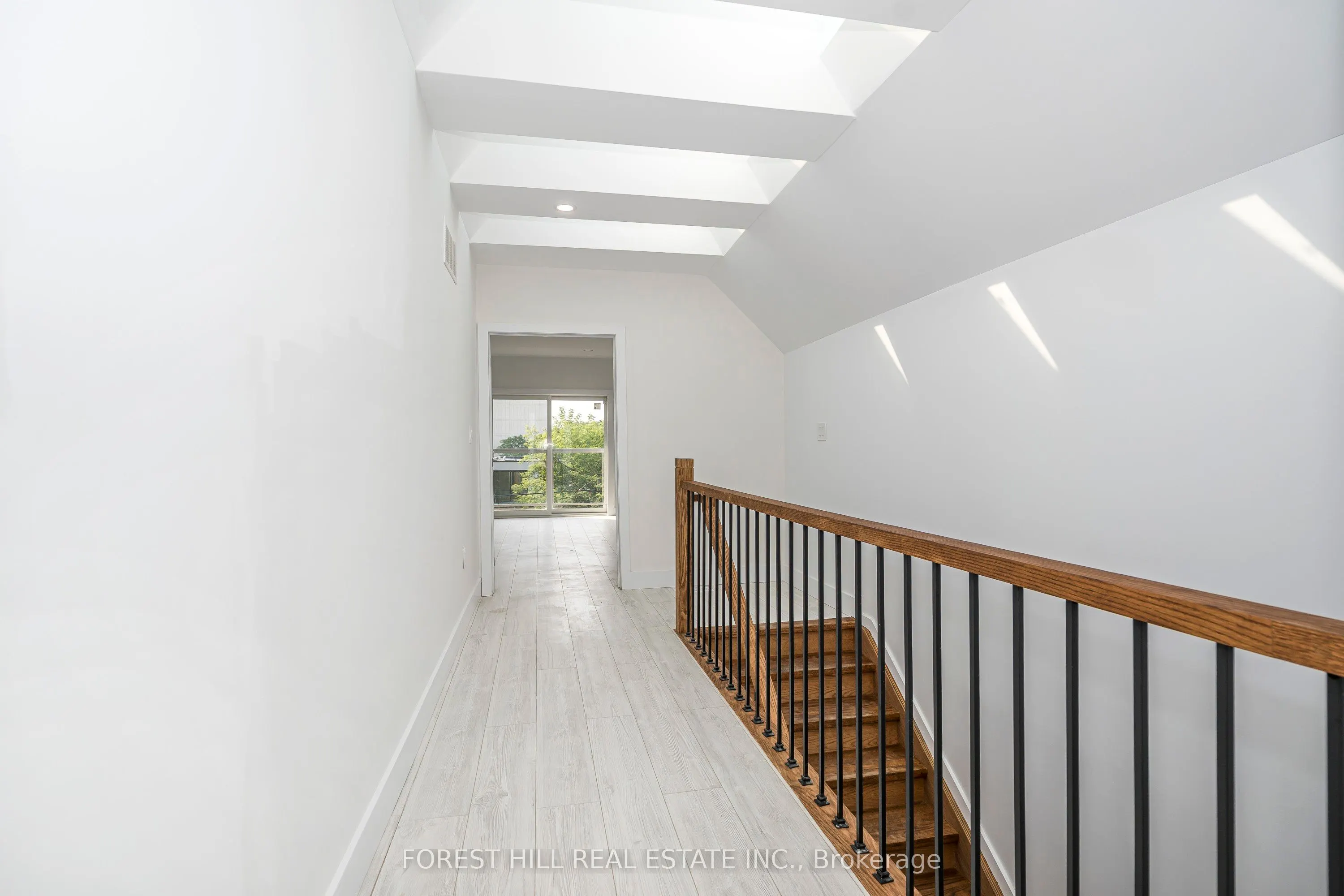 19 Simpson Avenue