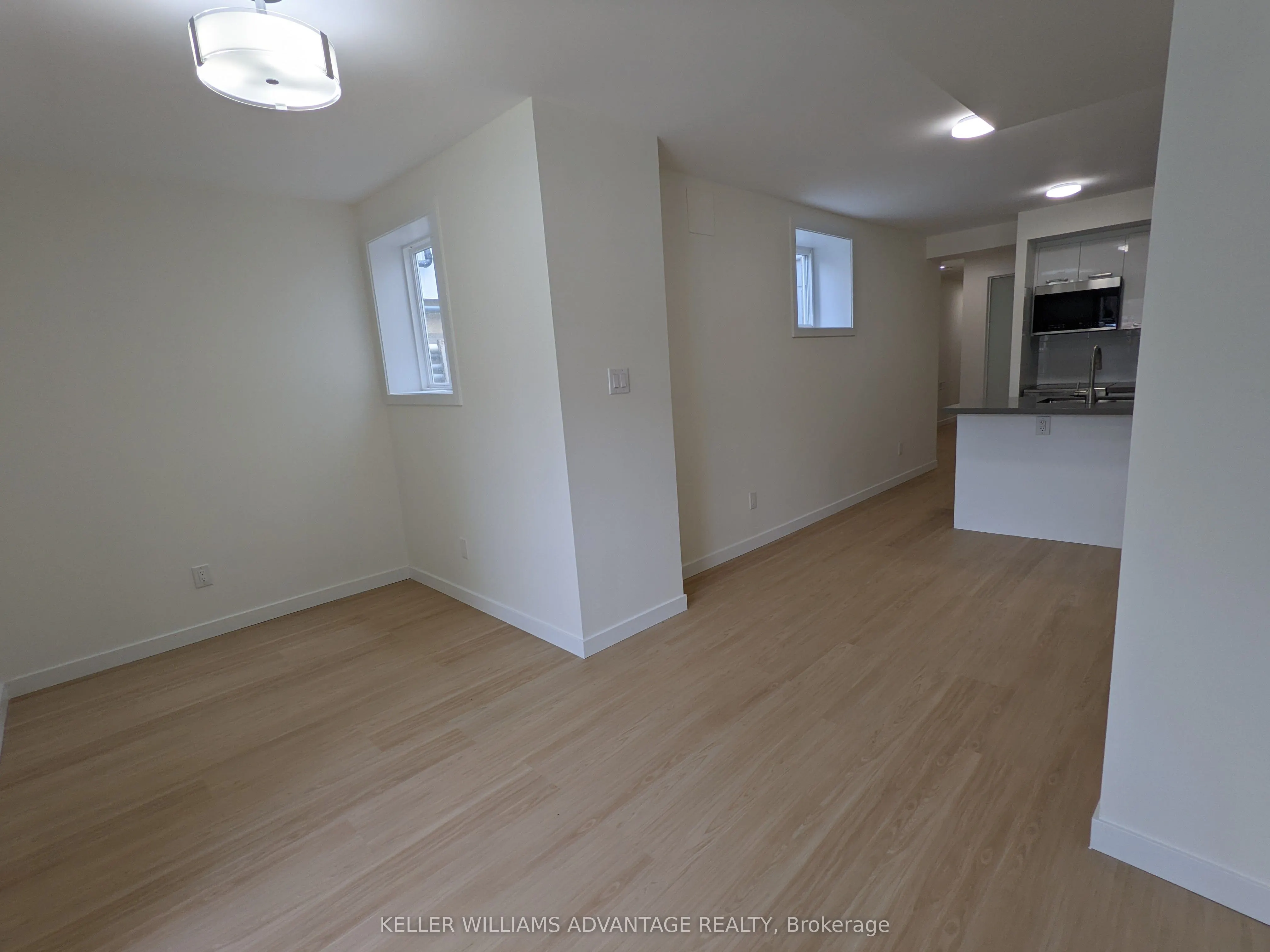 113 Woodbine Avenue, #Lower