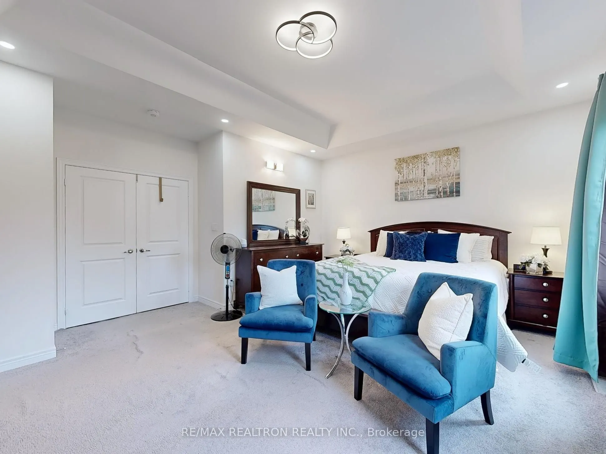 2 Auckland Drive