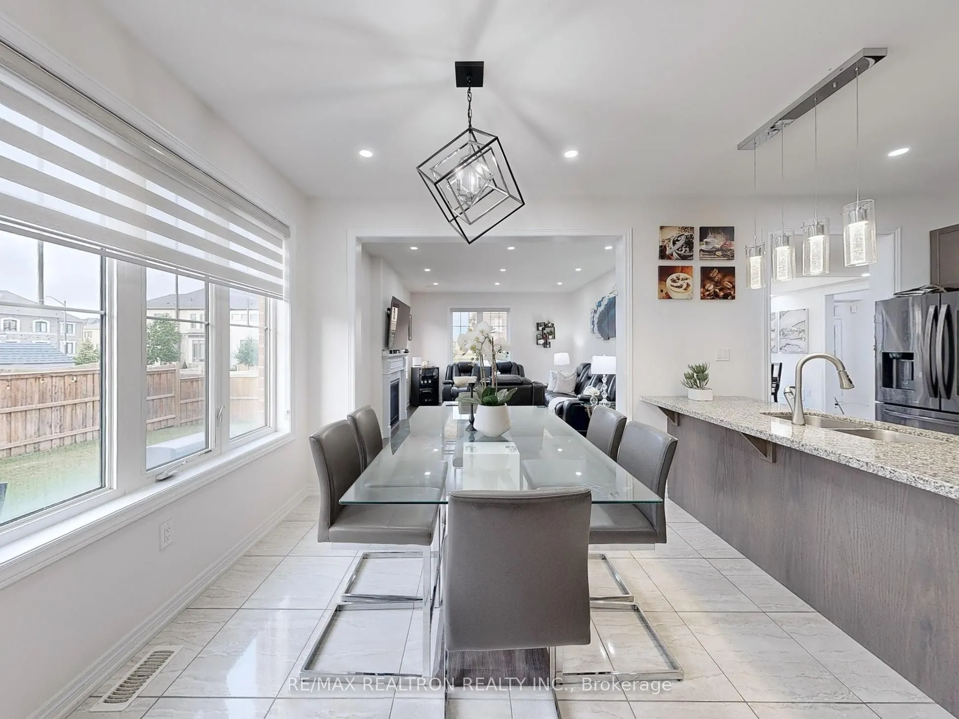 2 Auckland Drive
