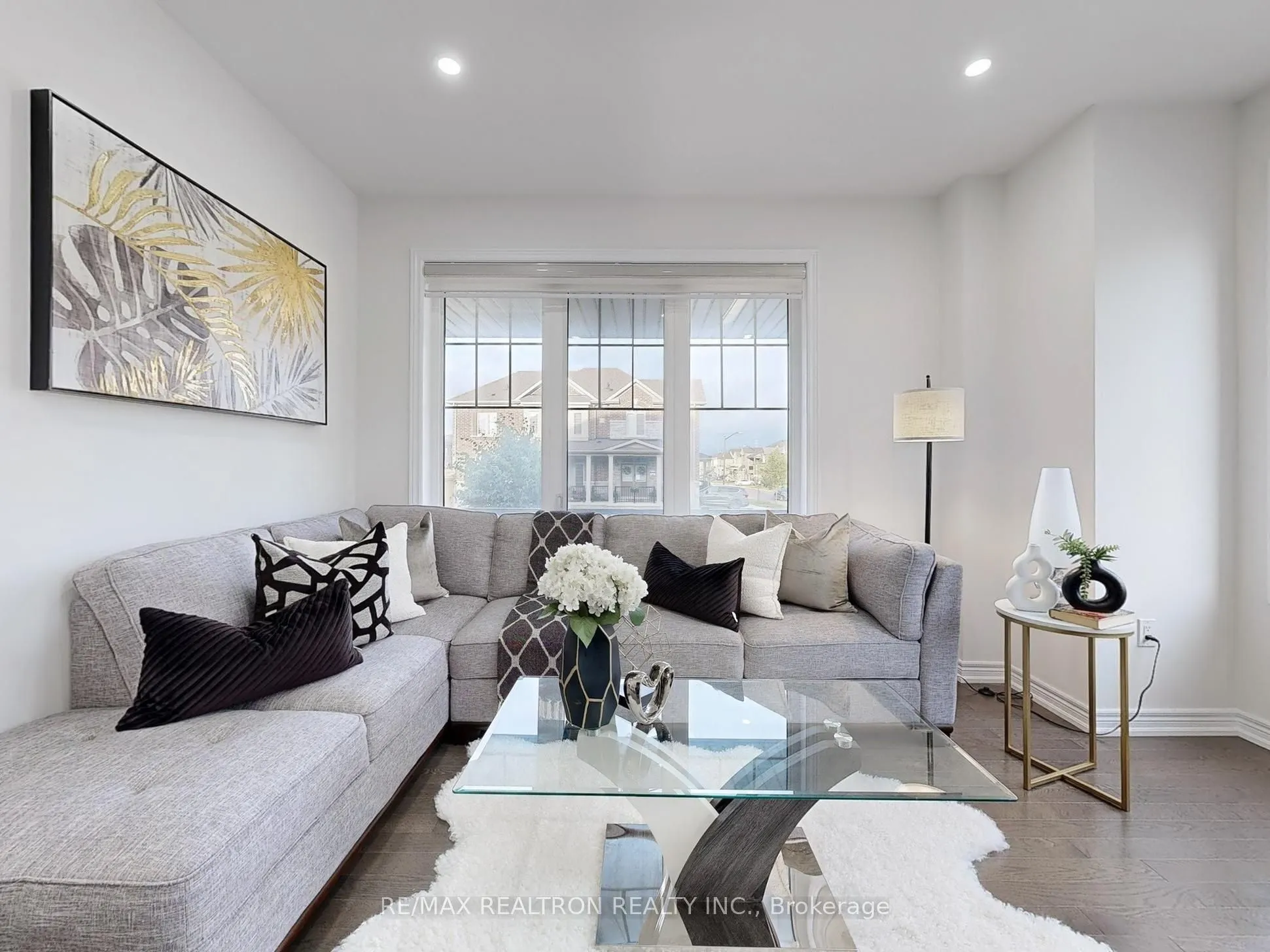 2 Auckland Drive
