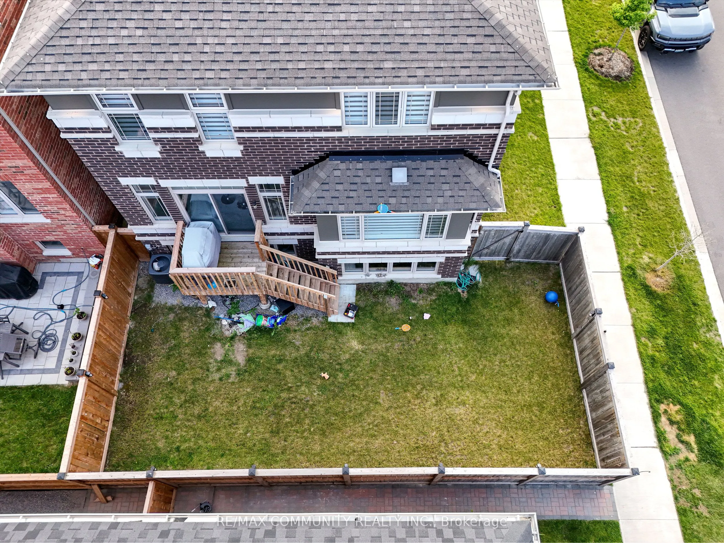 2455 Hibiscus Drive