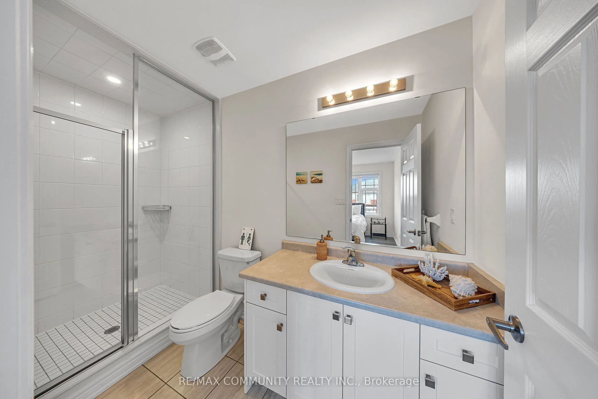 2455 Hibiscus Drive