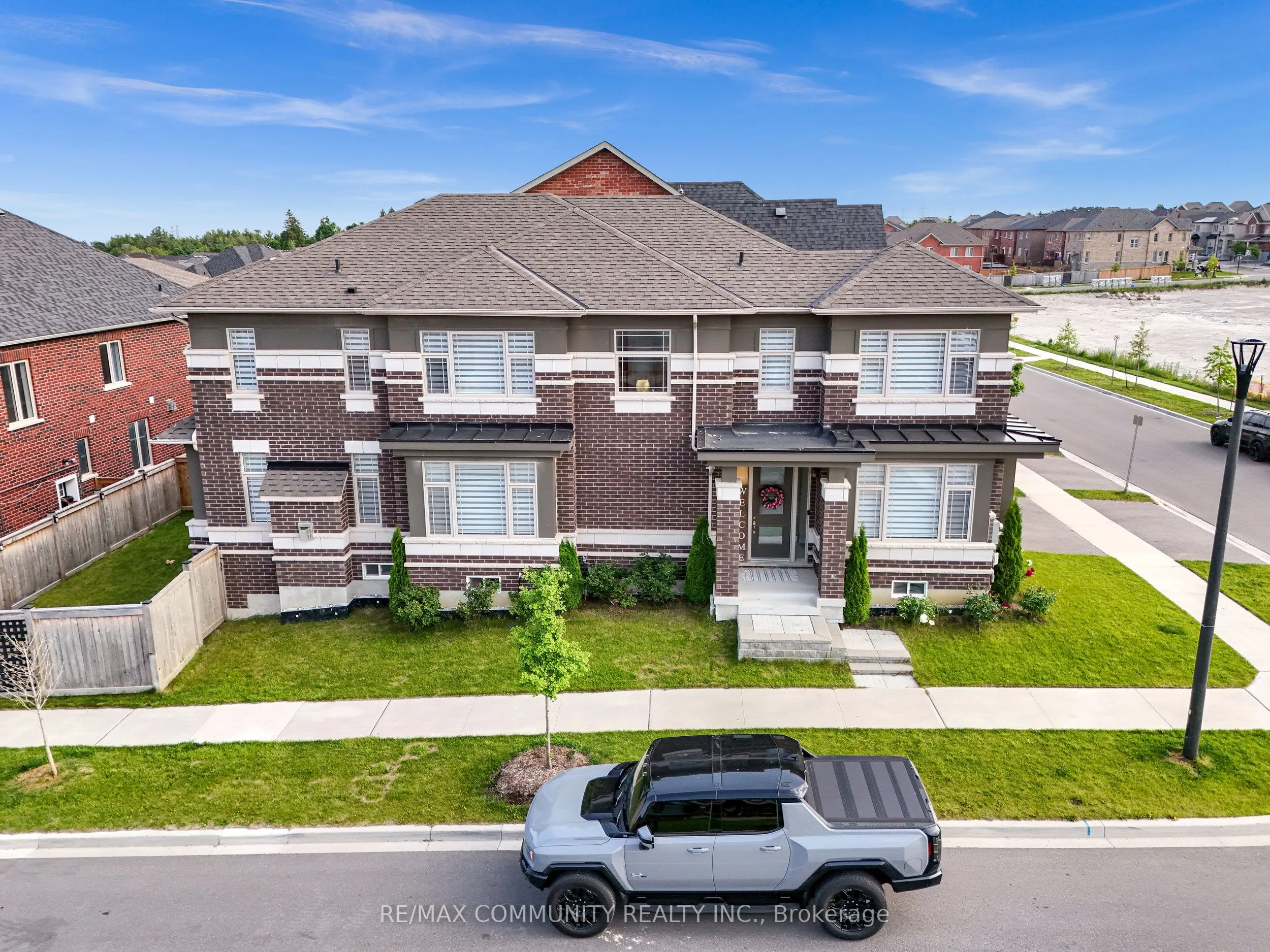2455 Hibiscus Drive