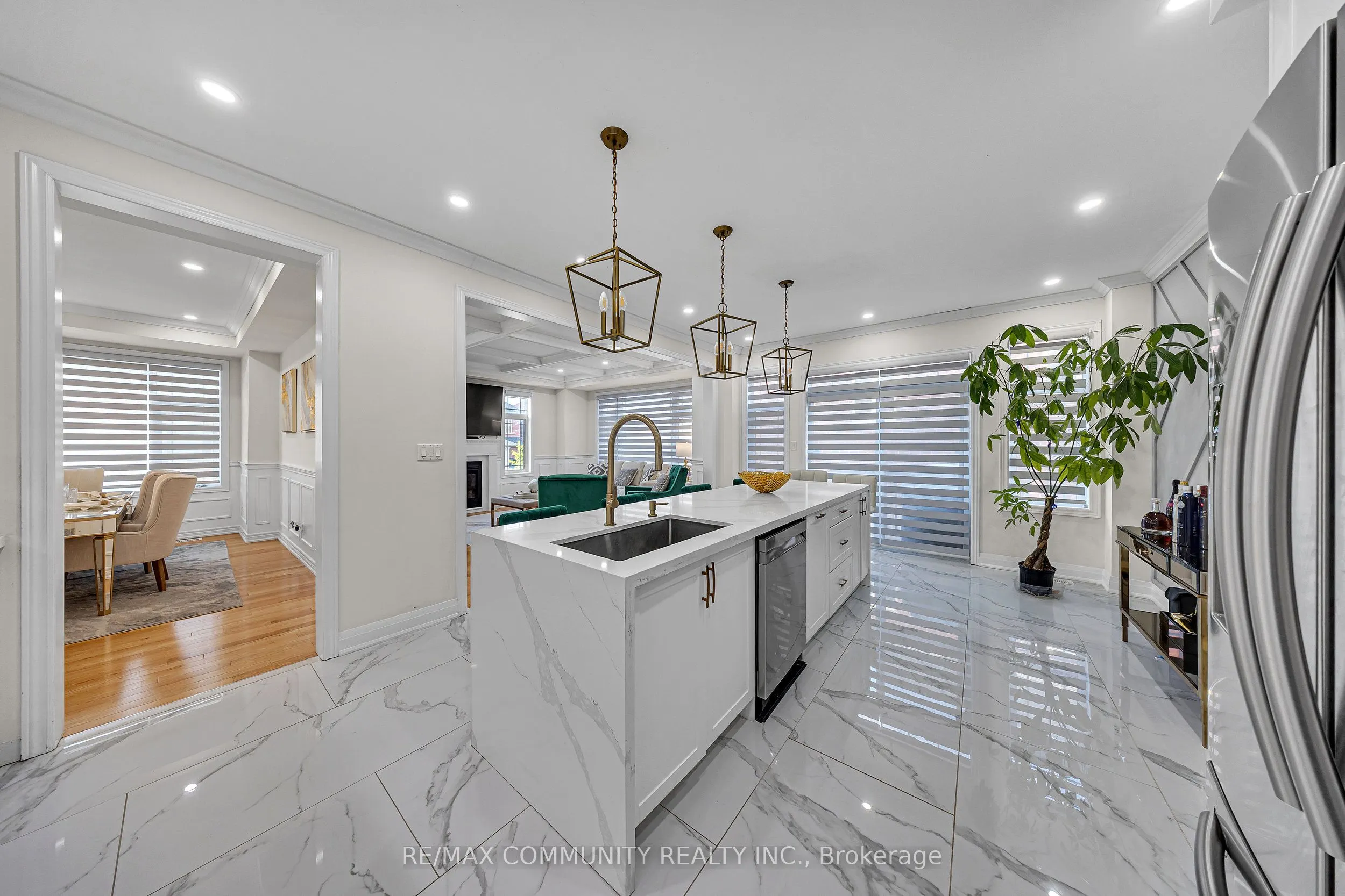 2455 Hibiscus Drive