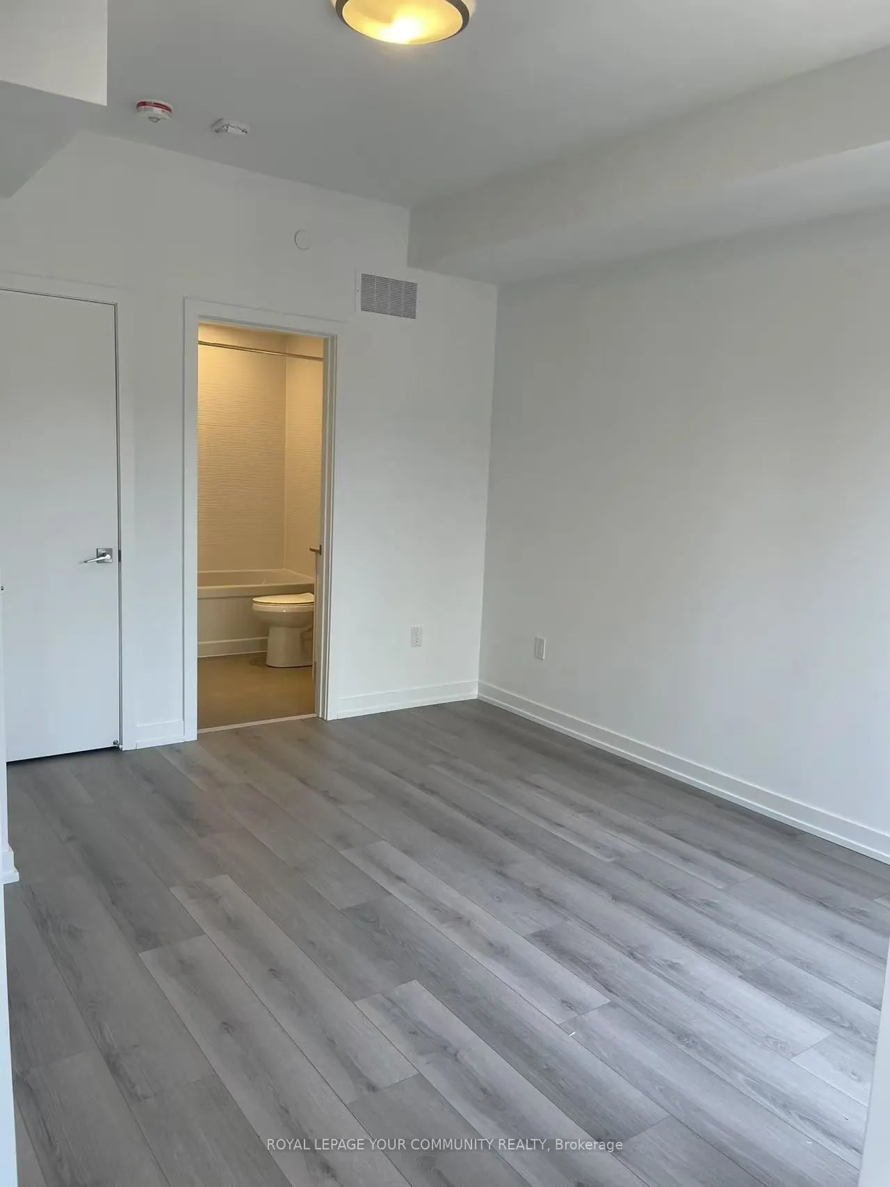 3069 Pharmacy Avenue, #6