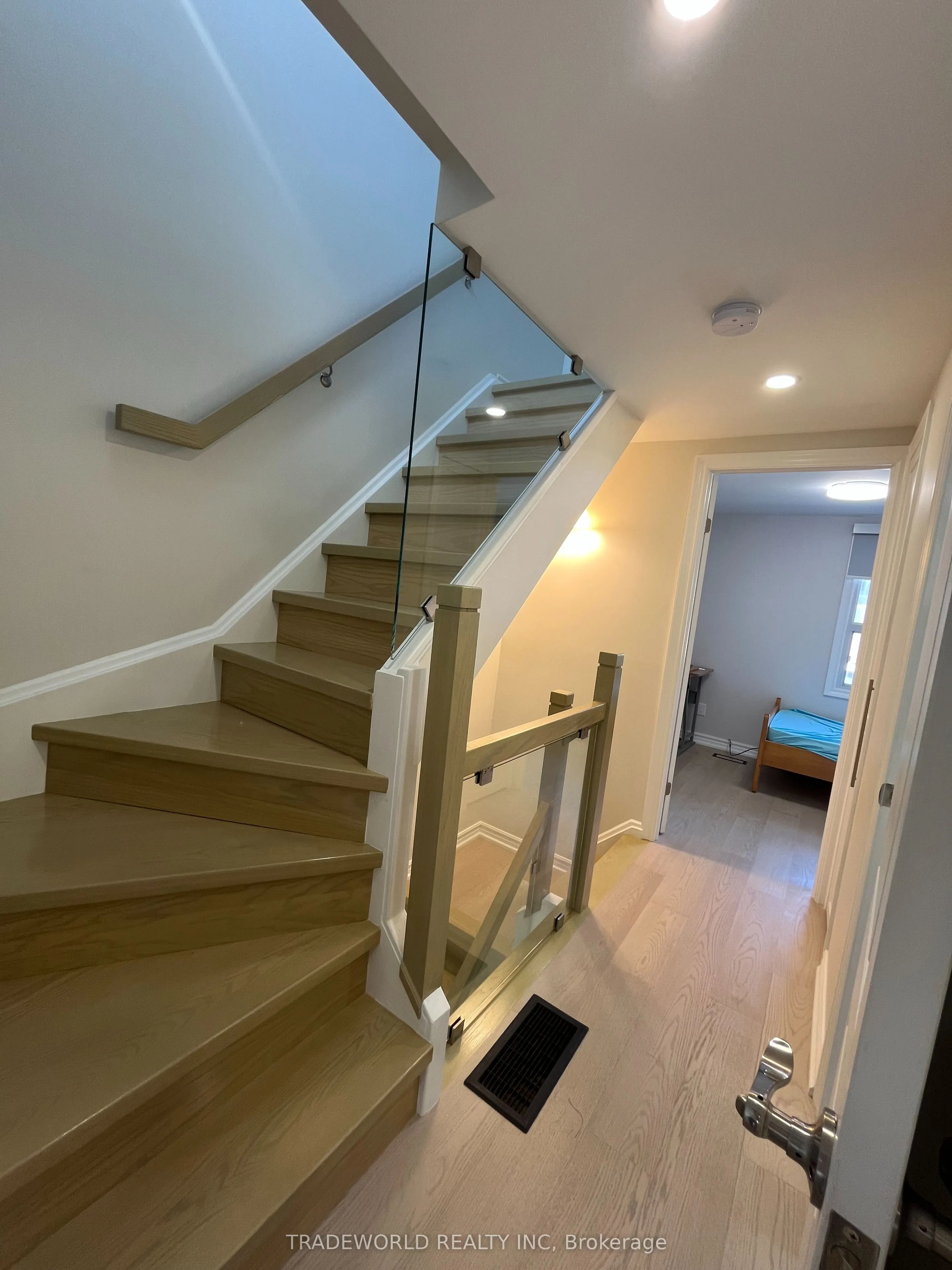 275 Broadview Avenue, #169