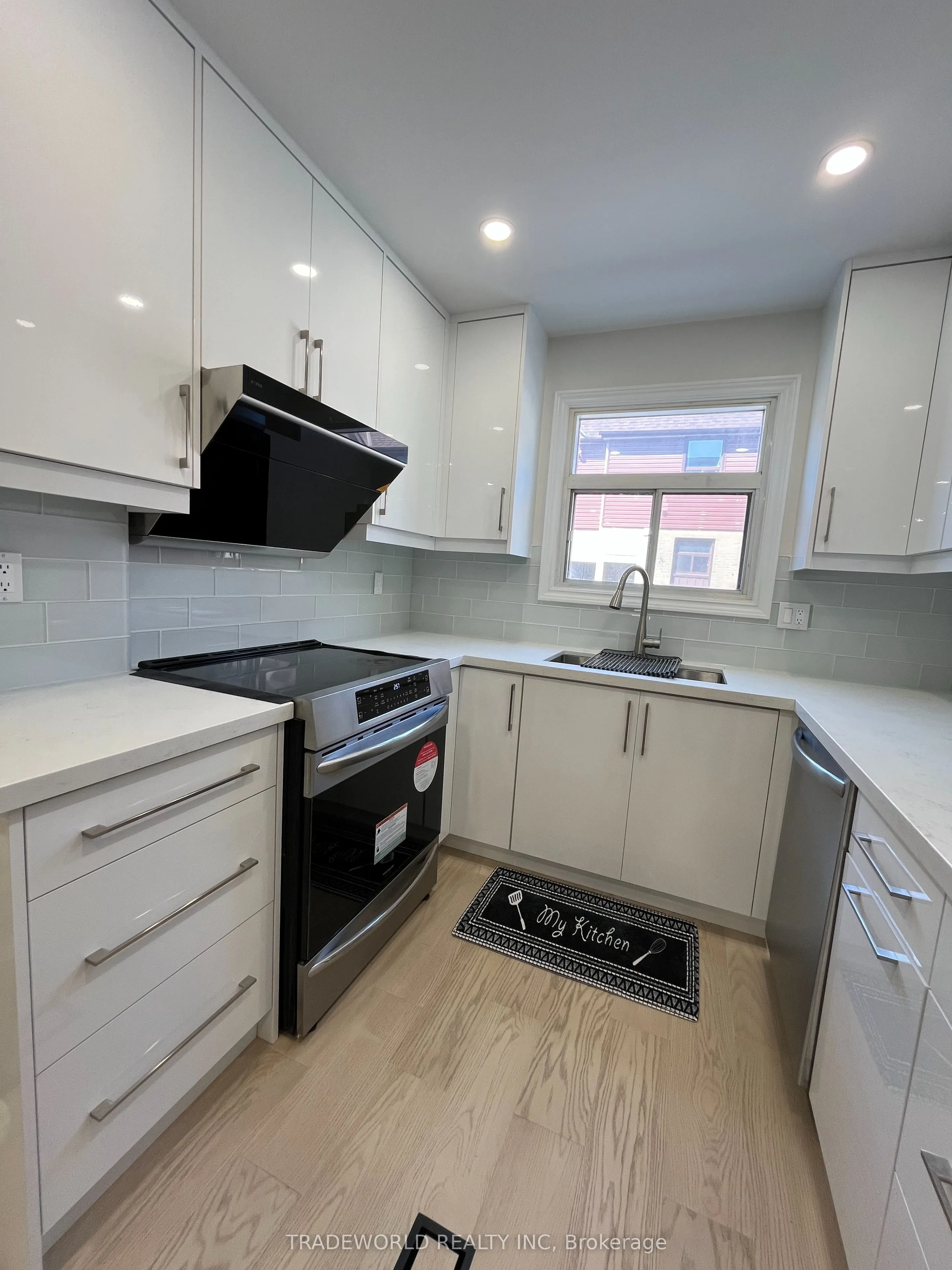 275 Broadview Avenue, #169