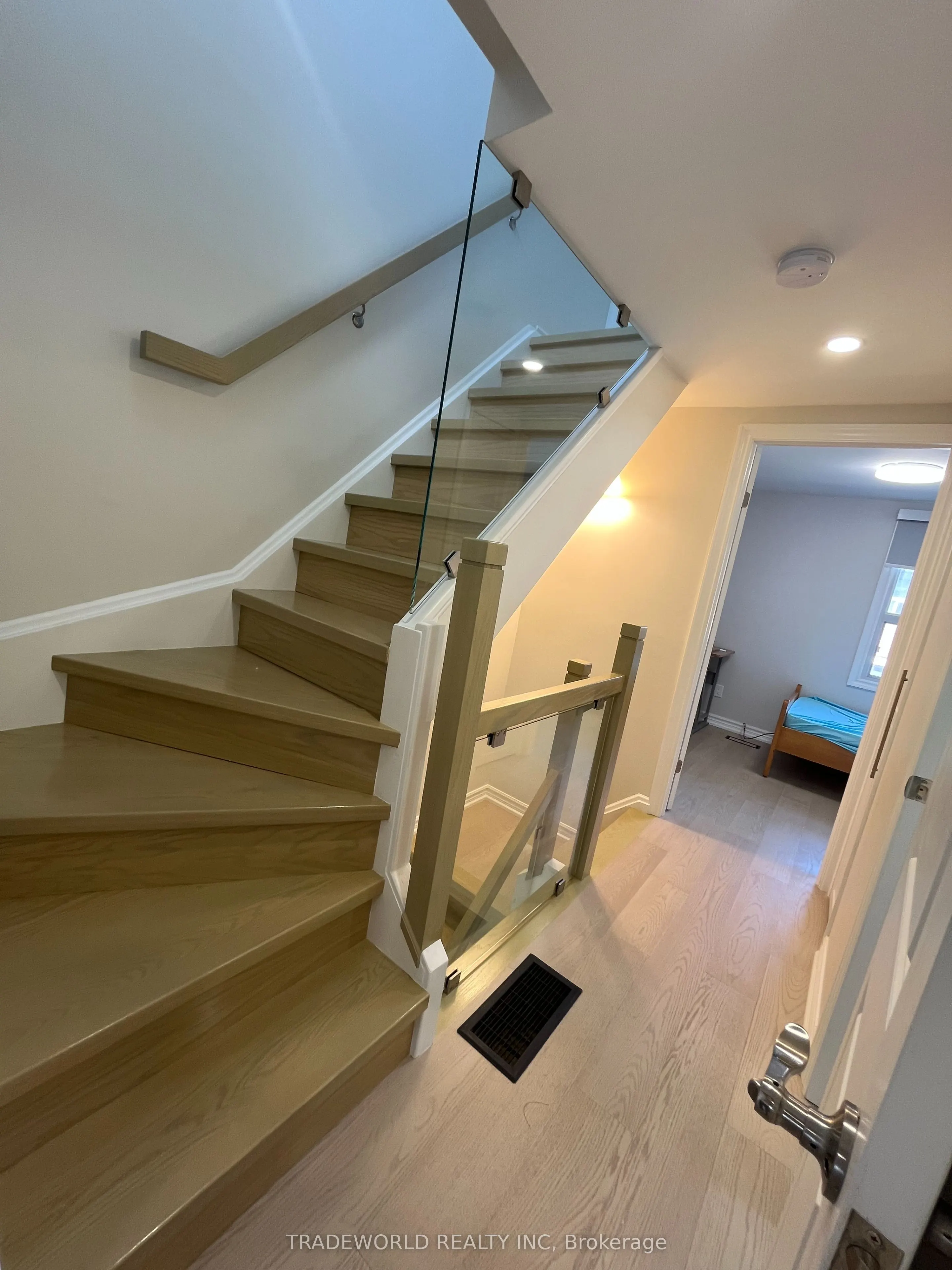 275 Broadview Avenue, #169