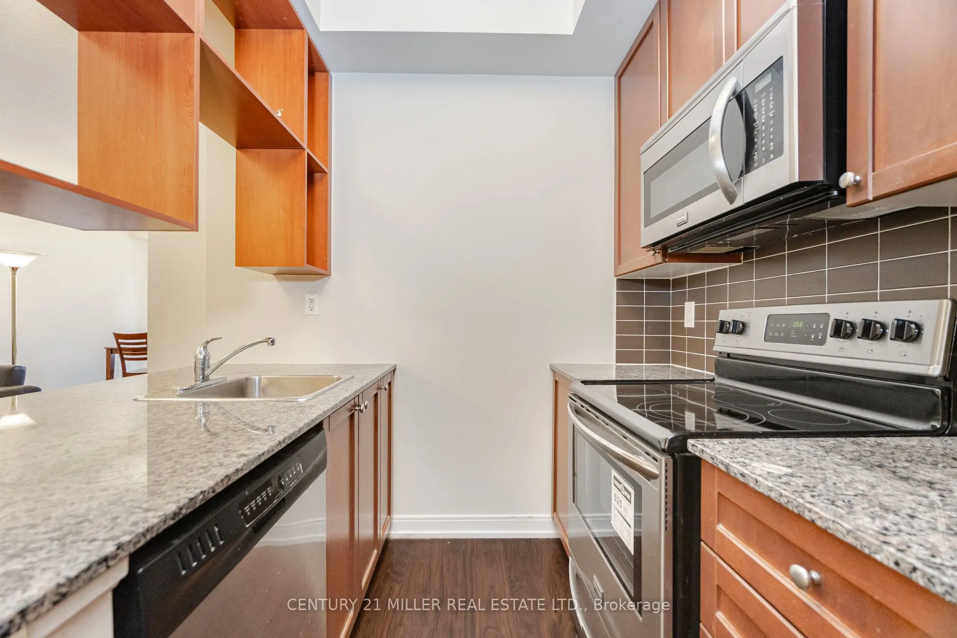 181 Village Green Square, #216