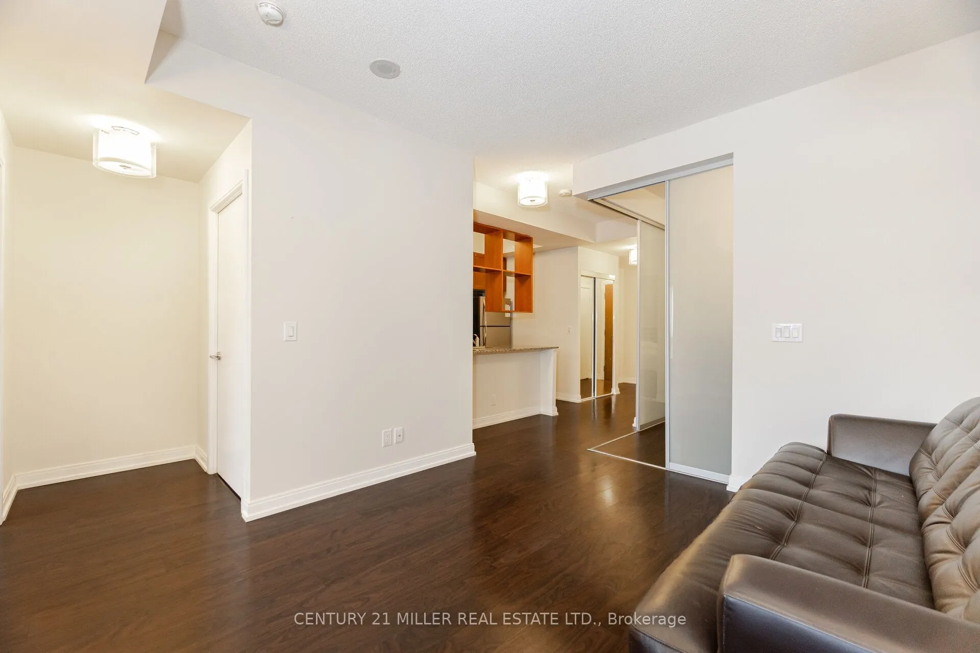 181 Village Green Square, #216