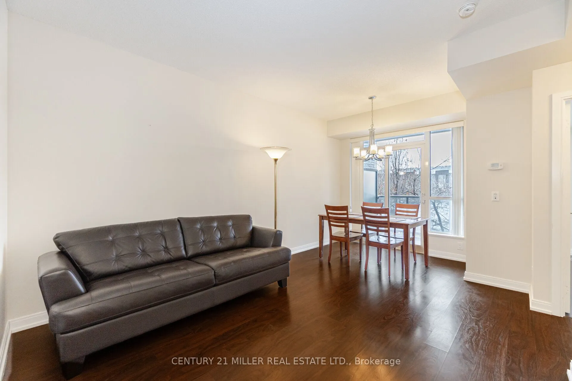 181 Village Green Square, #216