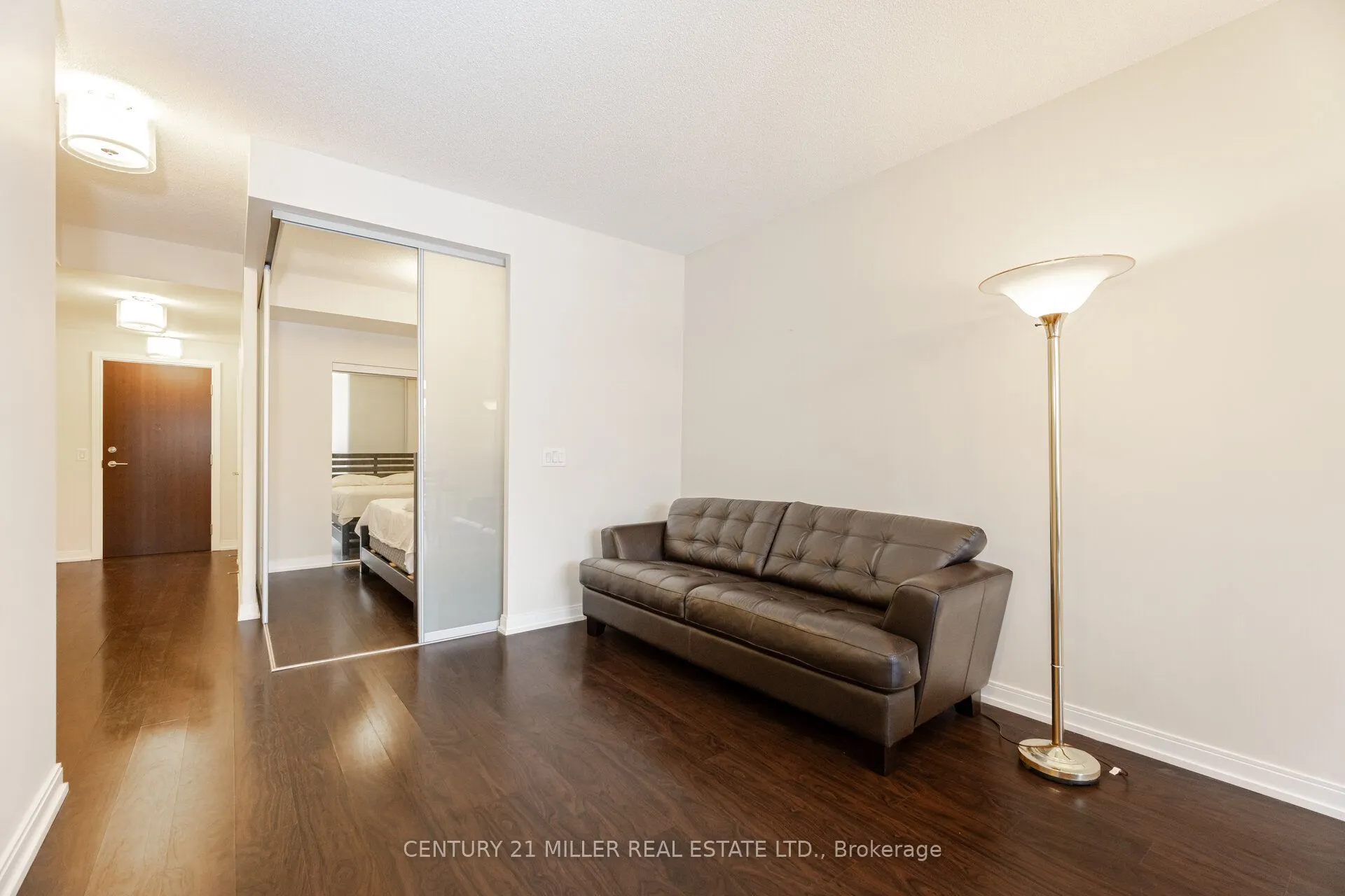 181 Village Green Square, #216