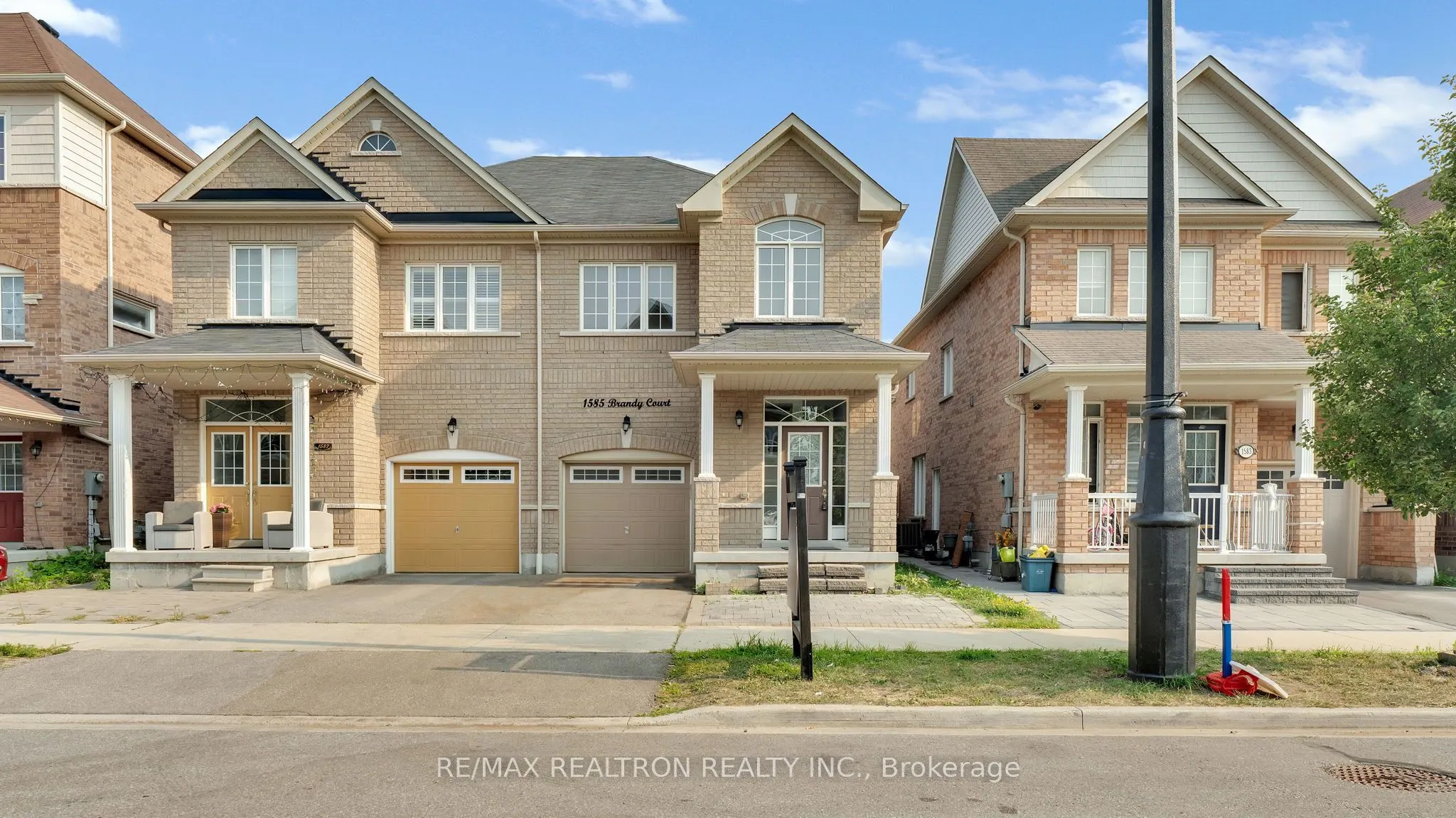 1585 Brandy Court