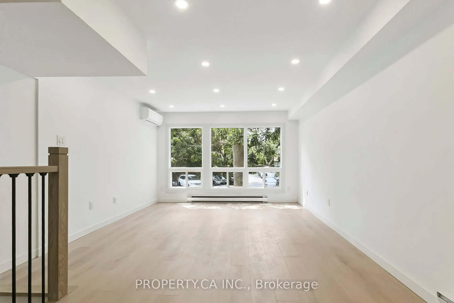 1209 Queen Street E, #29