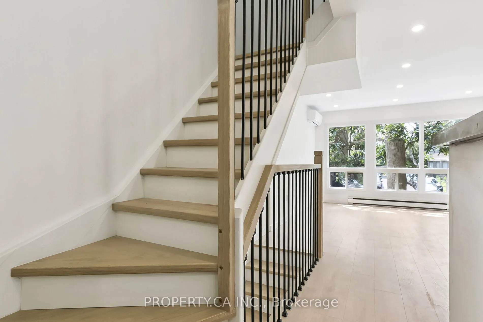 1209 Queen Street E, #29
