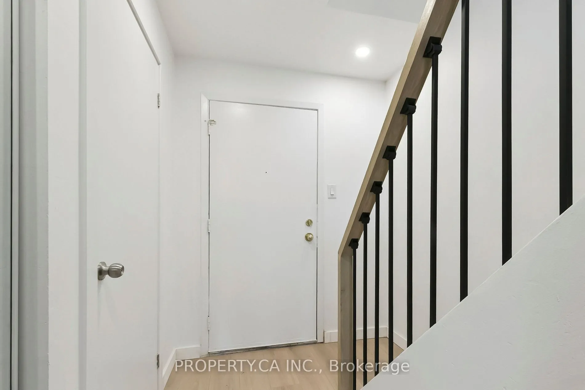 1209 Queen Street E, #29