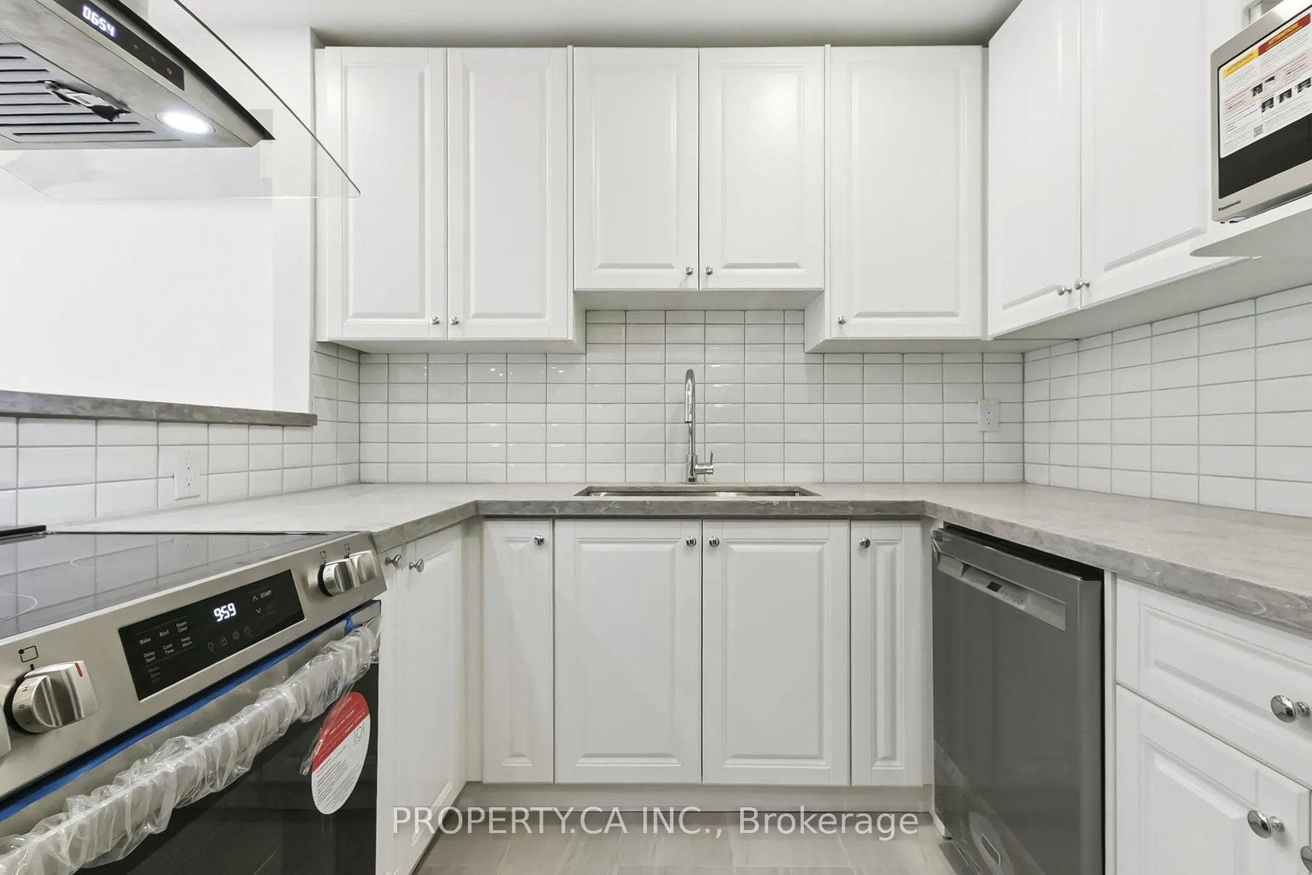 1209 Queen Street E, #29