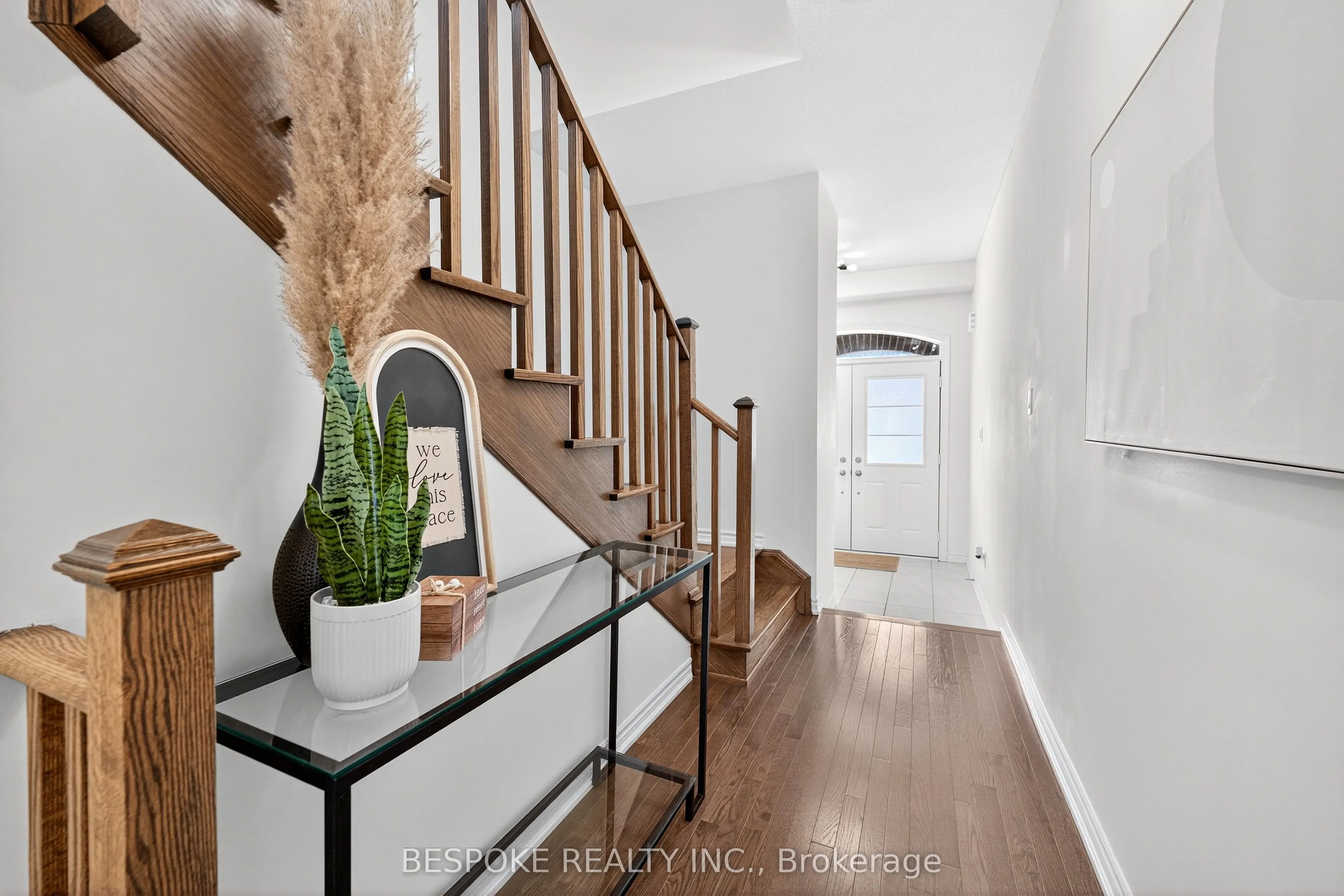 8 Hinkson Street