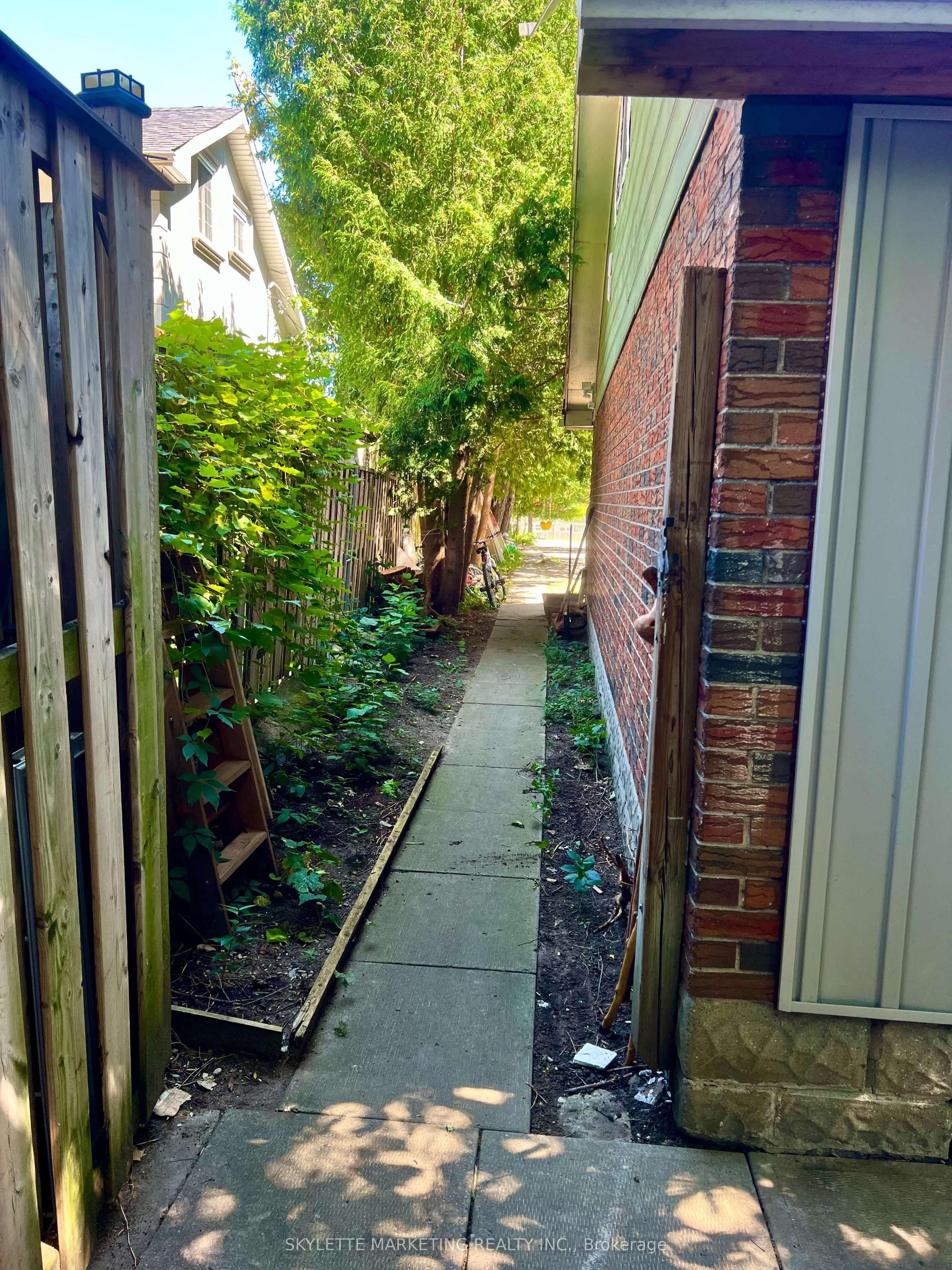 224 Galloway Road