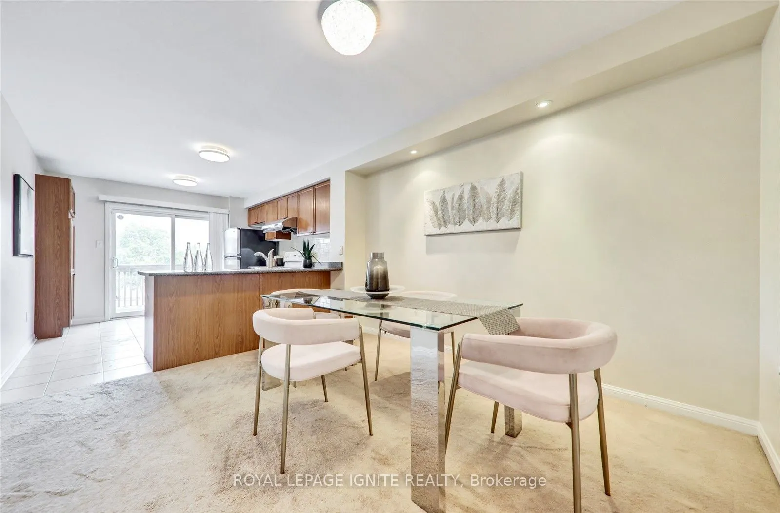 21 Ecopark Gate